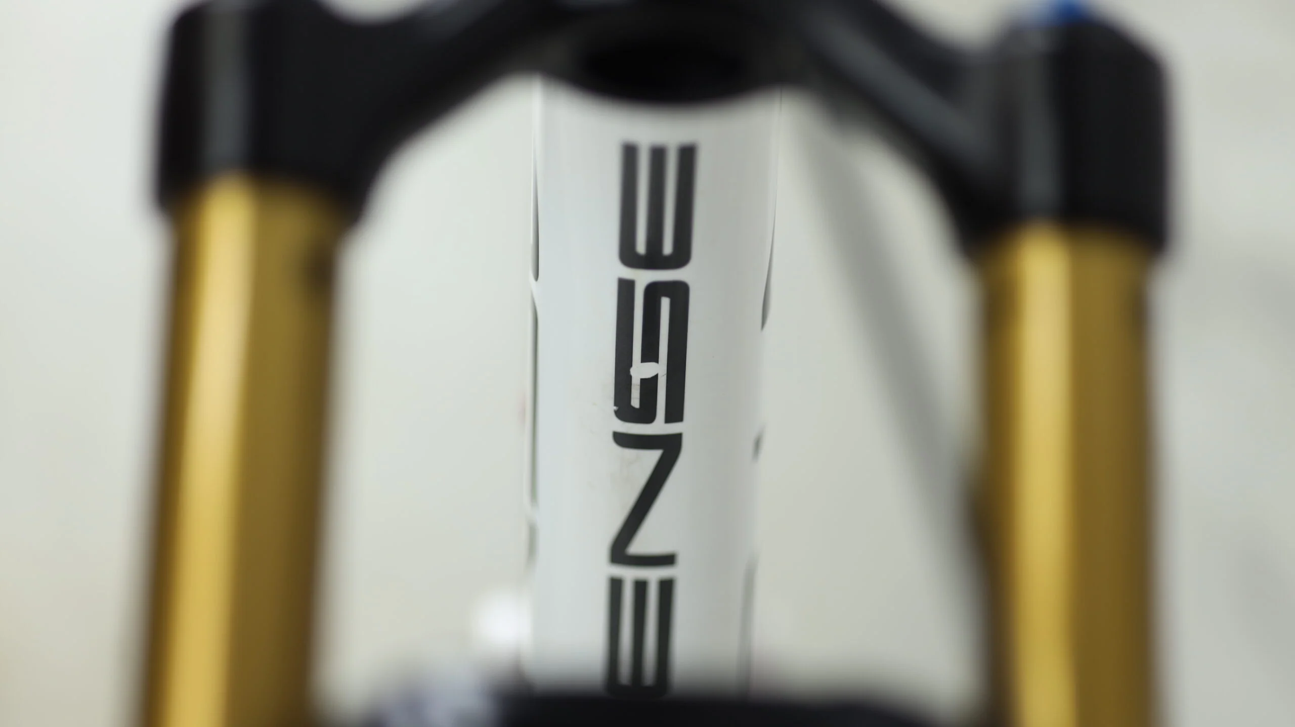 2020 Intense Primer 27.5 Pro  Mountain Bike - Large - Image 15