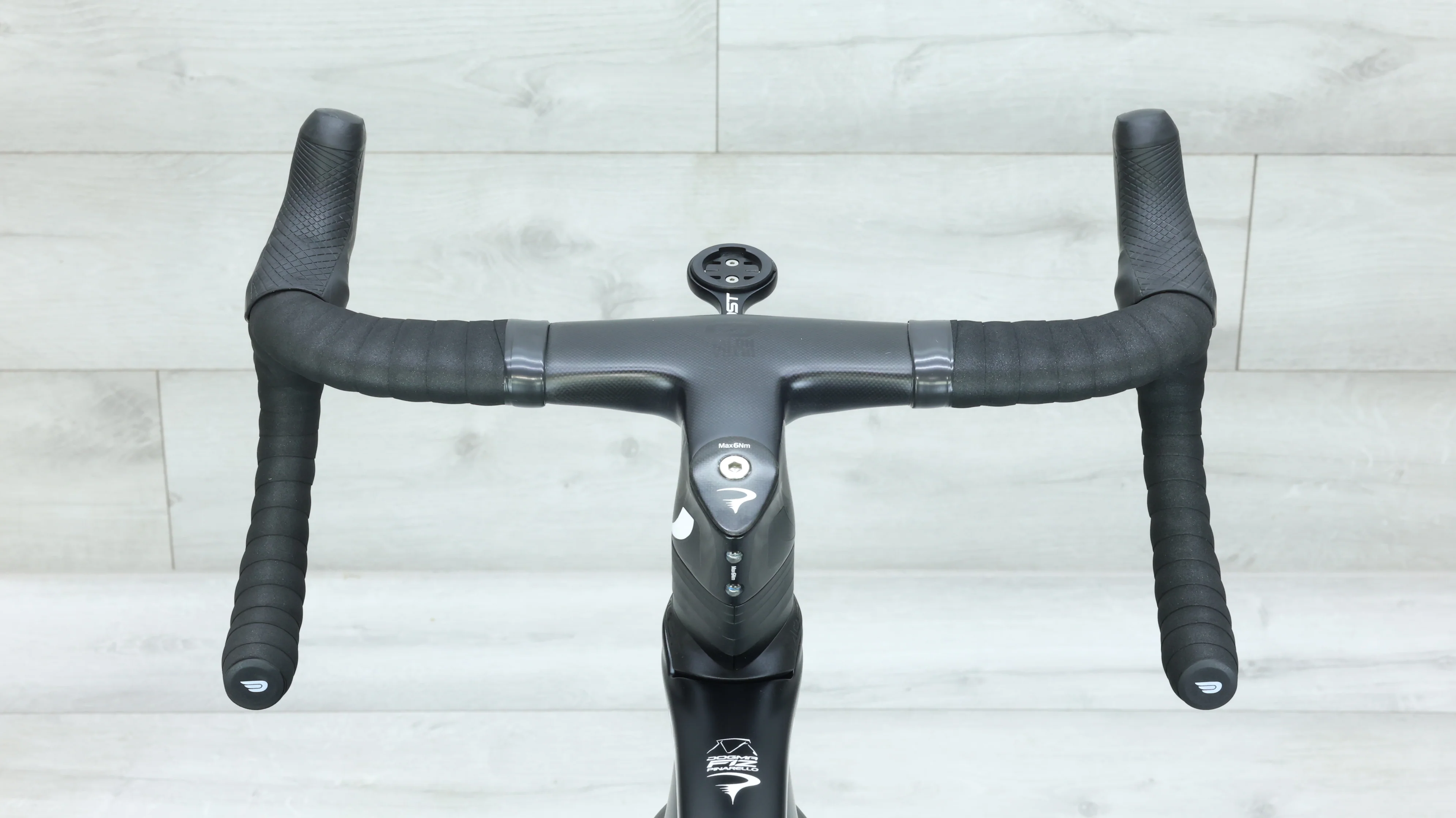 2020 Pinarello Dogma F12 Disc Road Bike - 55cm - Image 13