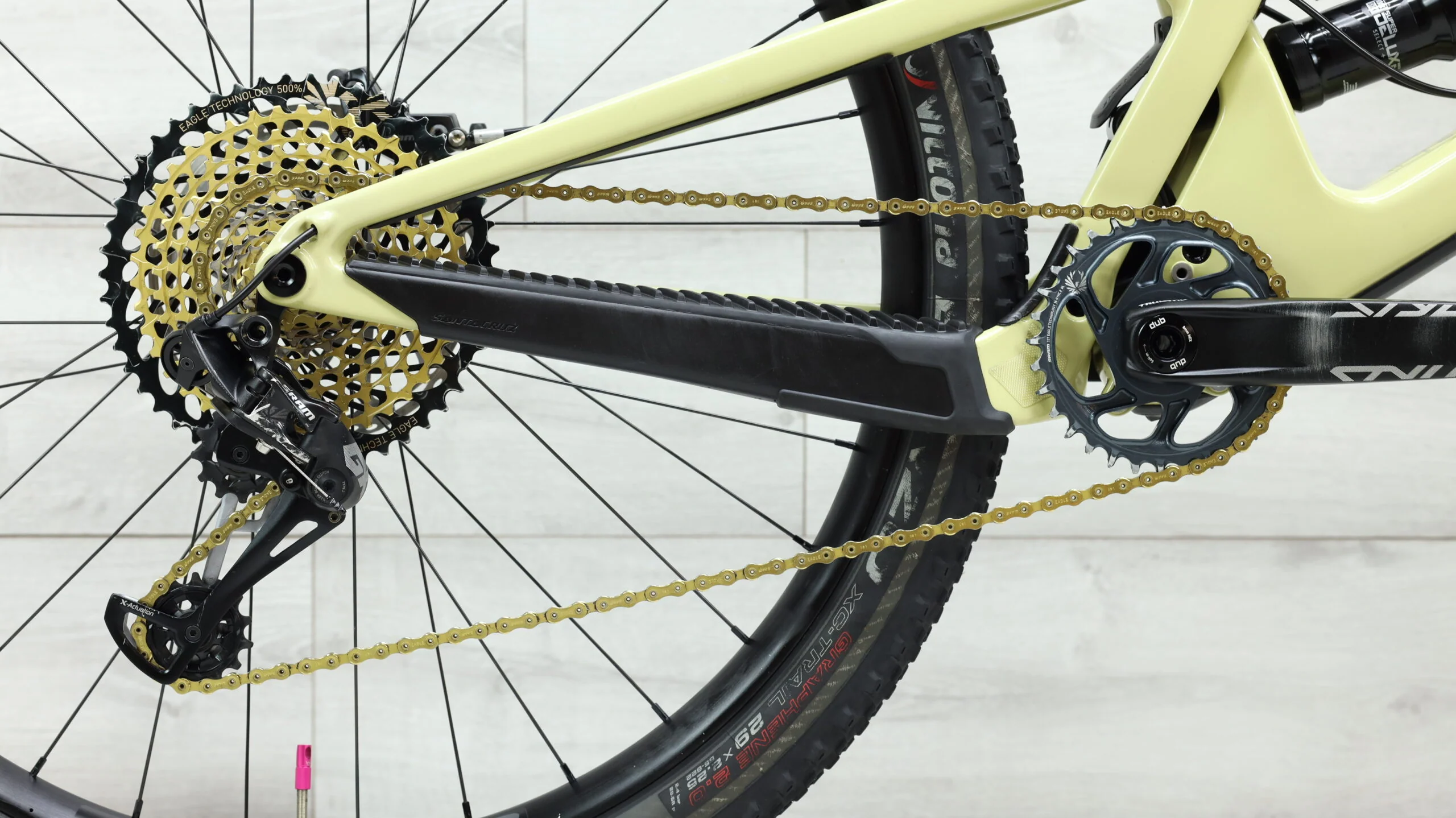 Santa Cruz Hightower C  Mountain Bike - 2020, Small - Image 4