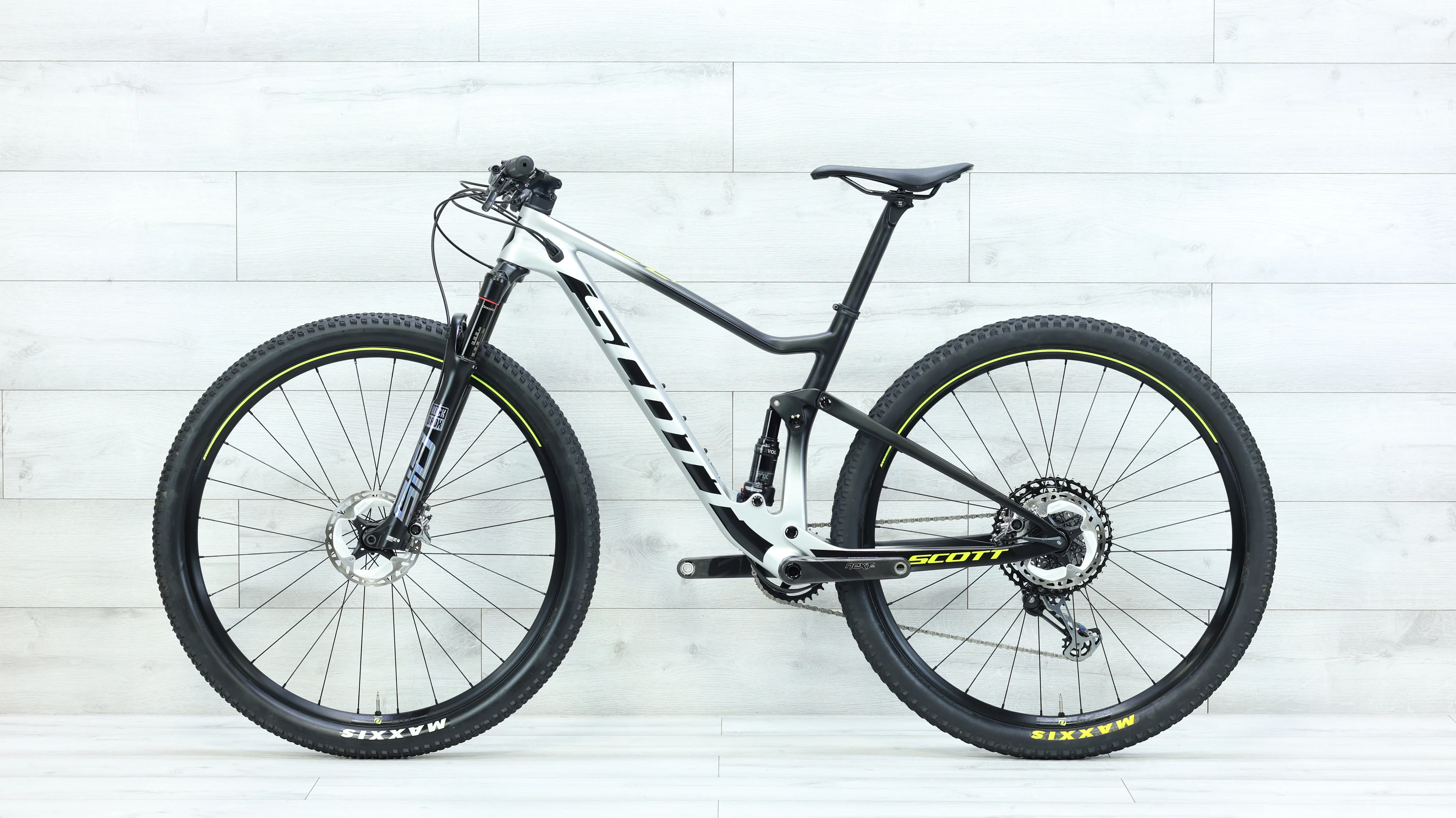 2020 Scott Spark RC 900 Pro Mountain Bike - Medium - Image 2