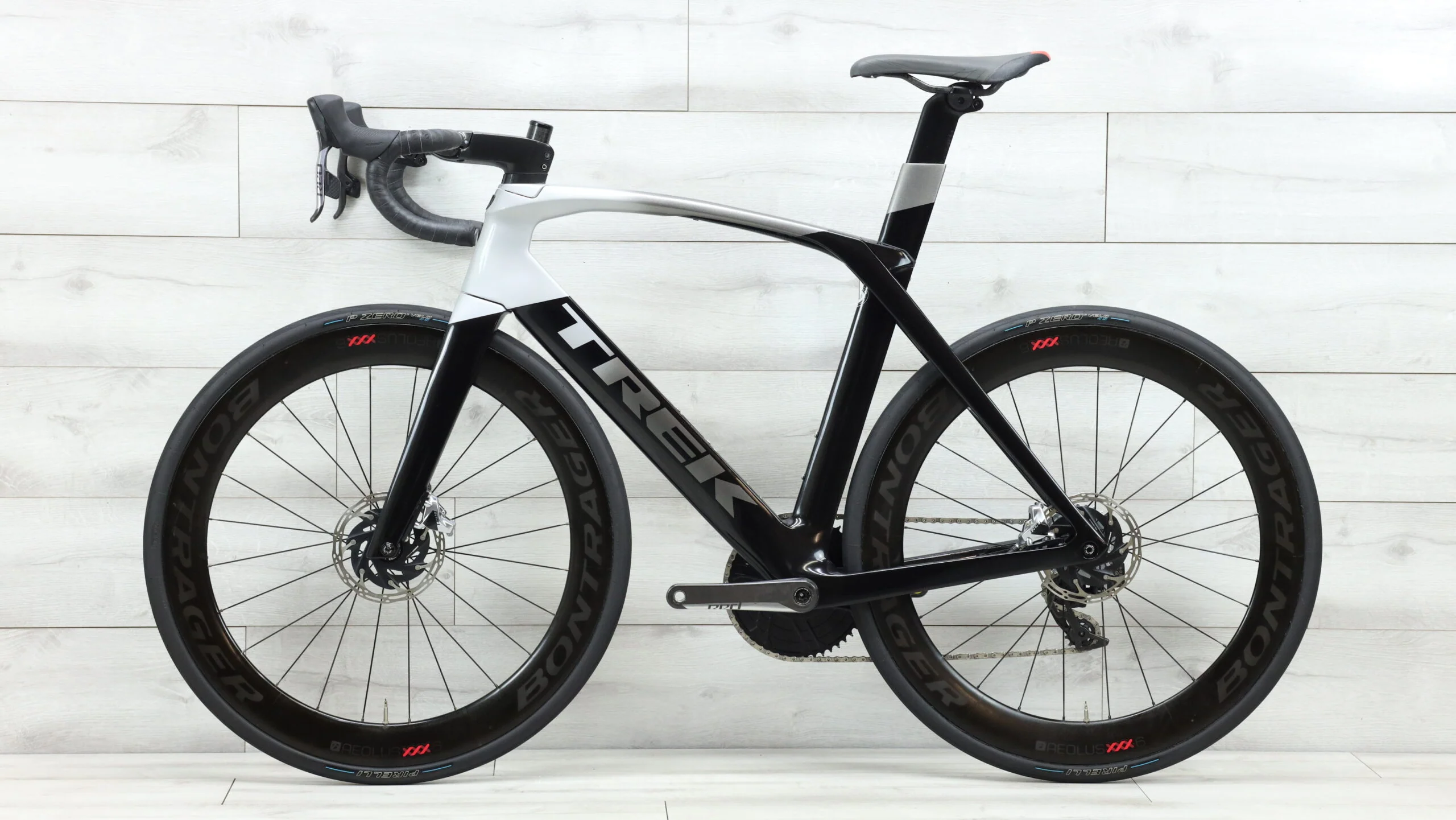 2020 Trek Madone SLR SRAM Red AXS  Road Bike - 58cm - Image 2