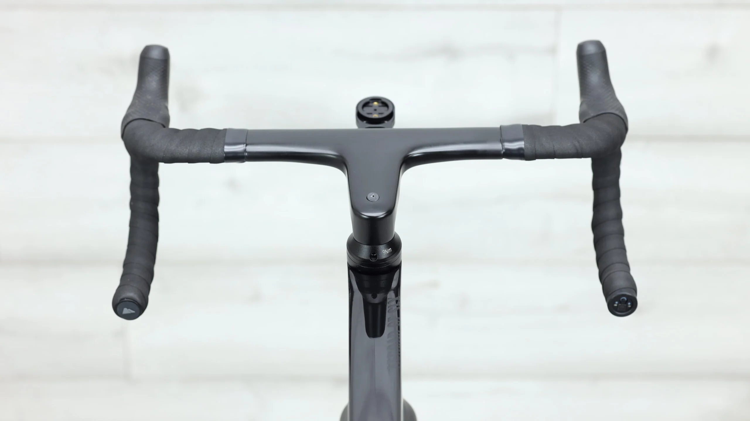 2021 Canyon Aeroad CF SLX 8 Disc Di2  Road Bike - X-Large - Image 11