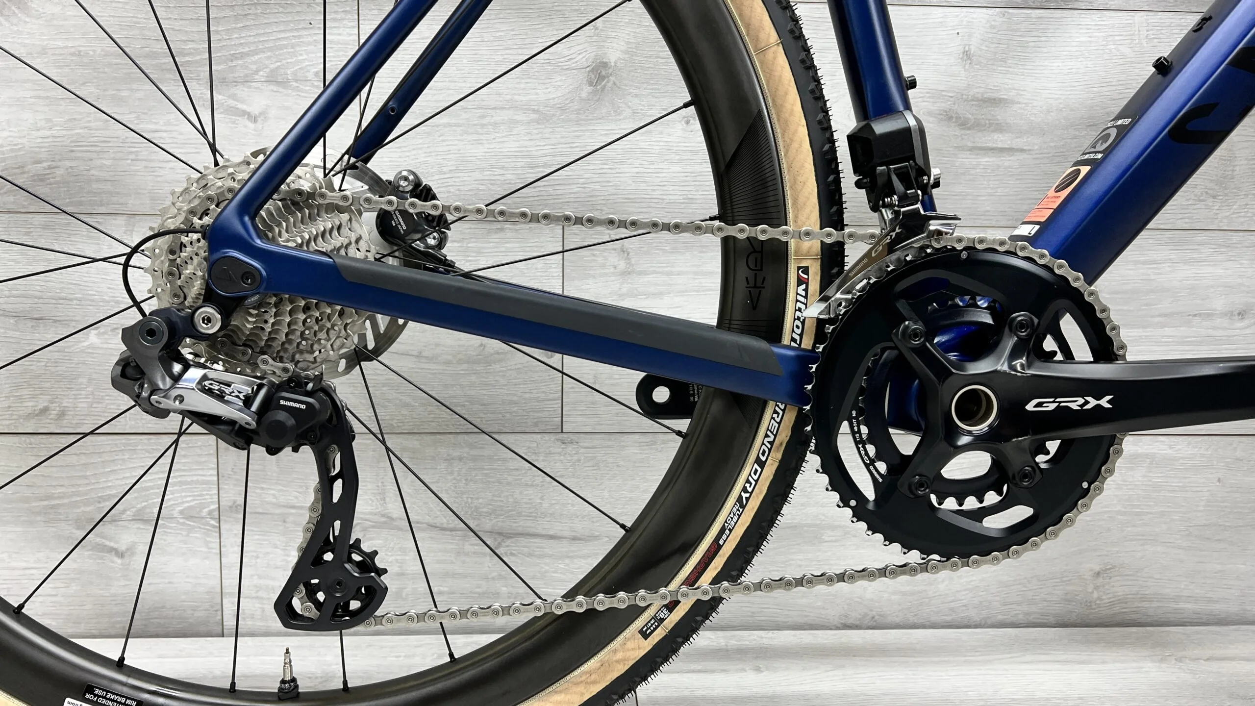 2021 Canyon Grail CF SLX 8 Di2  Gravel Bike - Large - Image 6