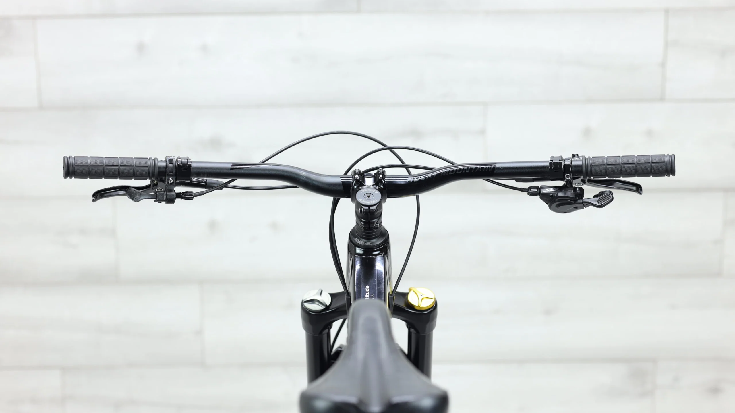 2021 Rocky Mountain Altitude Alloy 30  Mountain Bike - Medium - Image 11