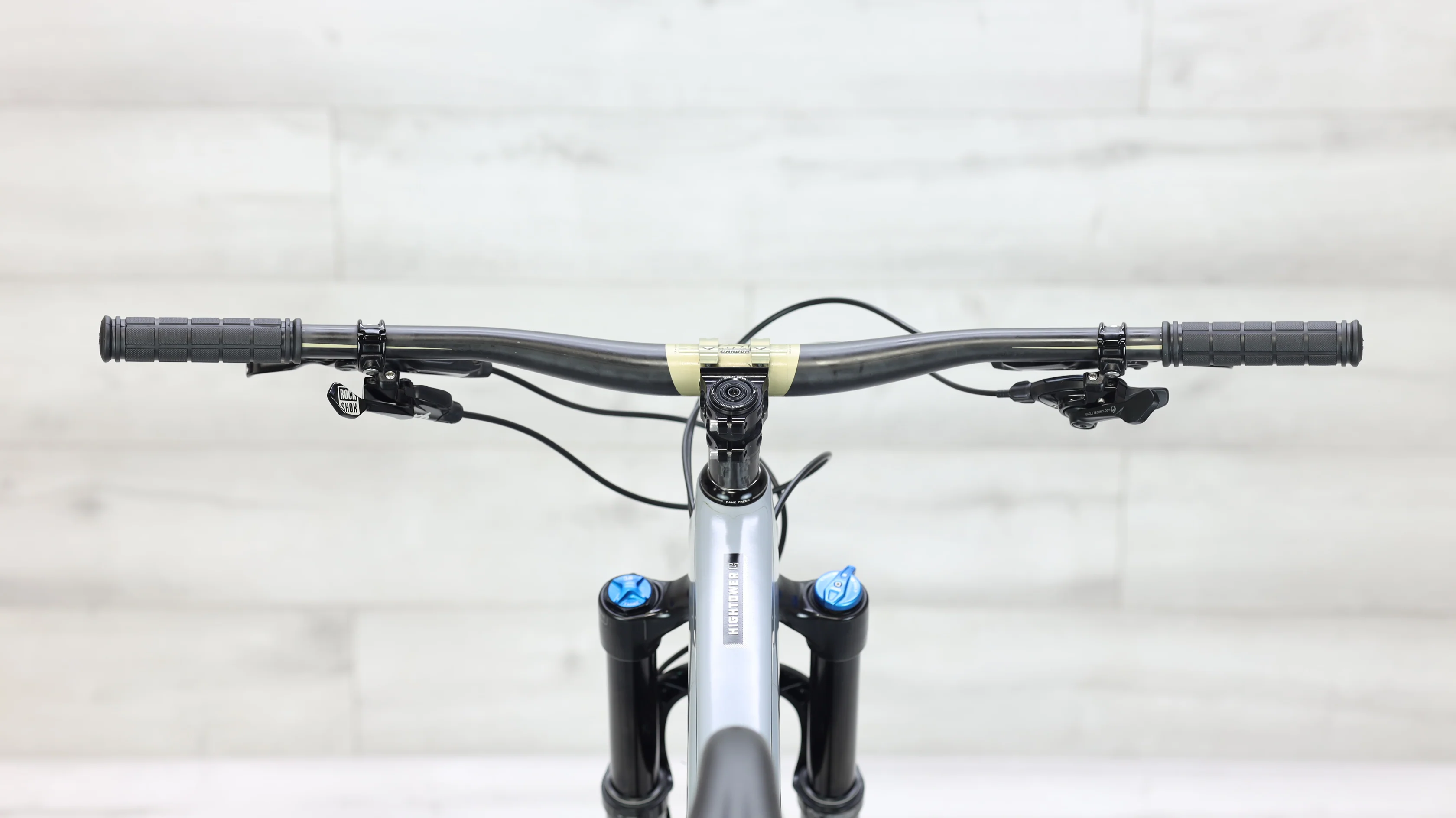 2021 Santa Cruz Hightower S Carbon Mountain Bike - Medium - Image 12