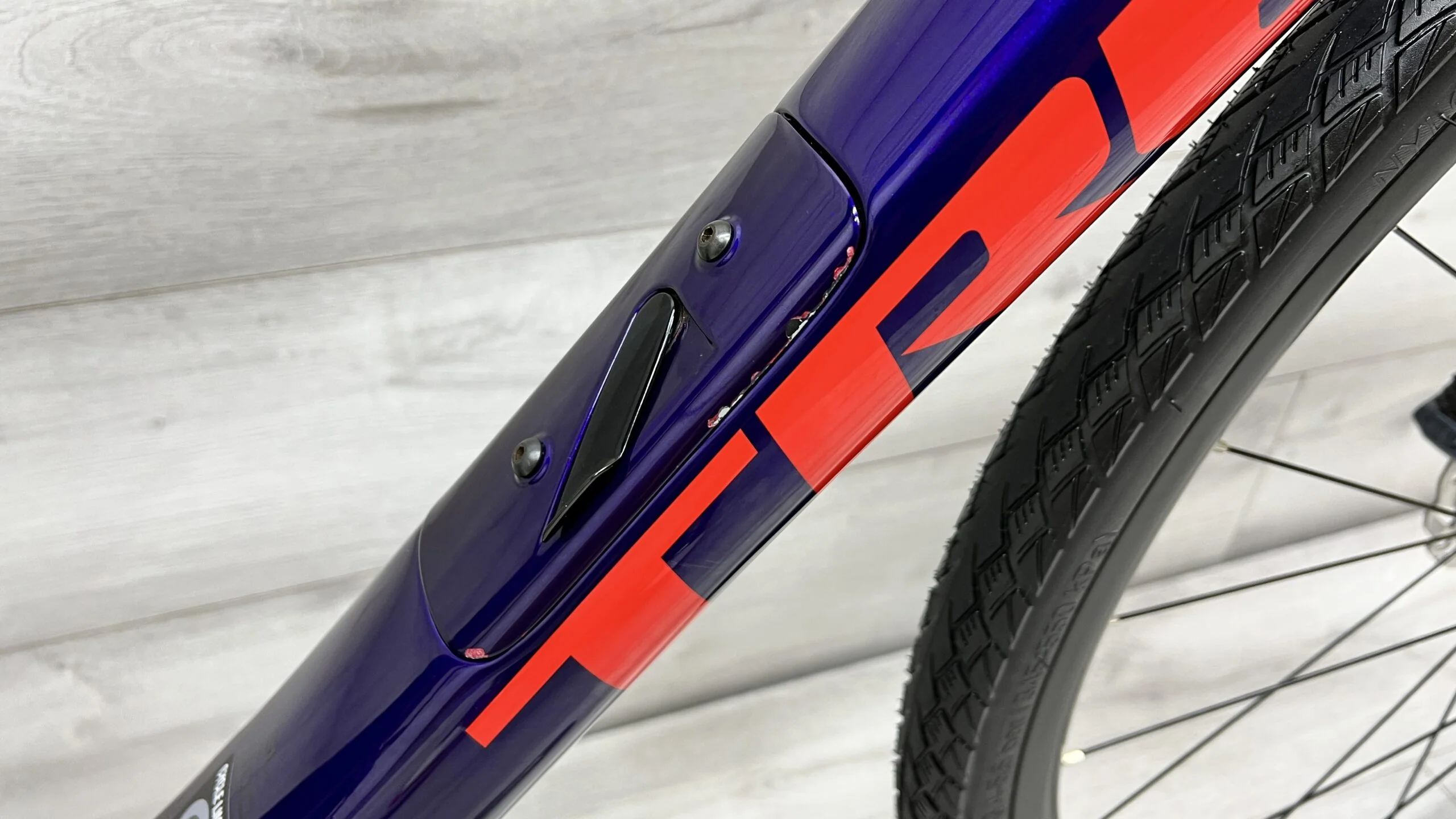 2021 Trek Domane SL 6  Road Bike - 60cm - Image 12