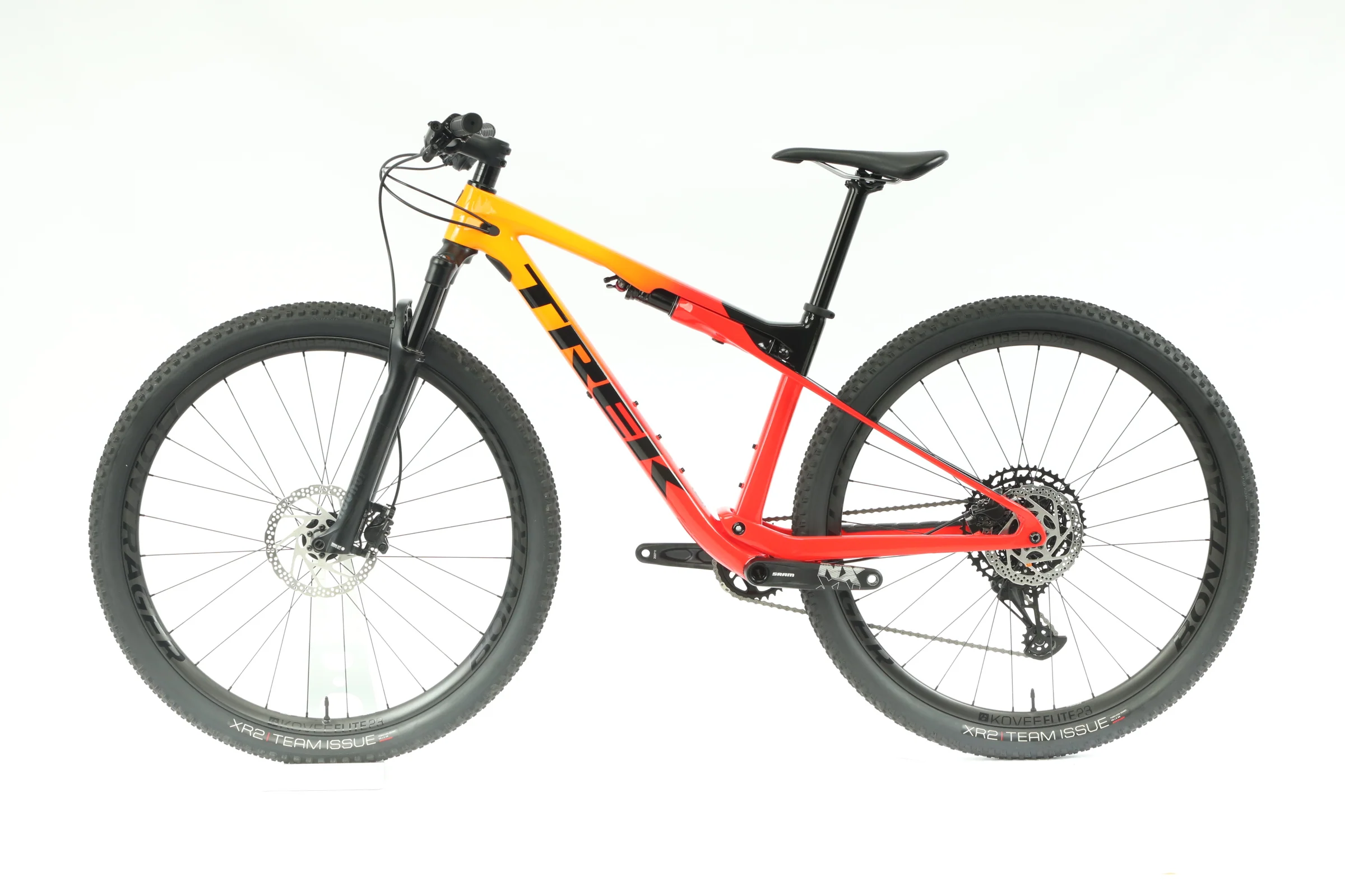 2021 Trek Supercaliber 9.7 Mountain Bike - Medium - Image 2