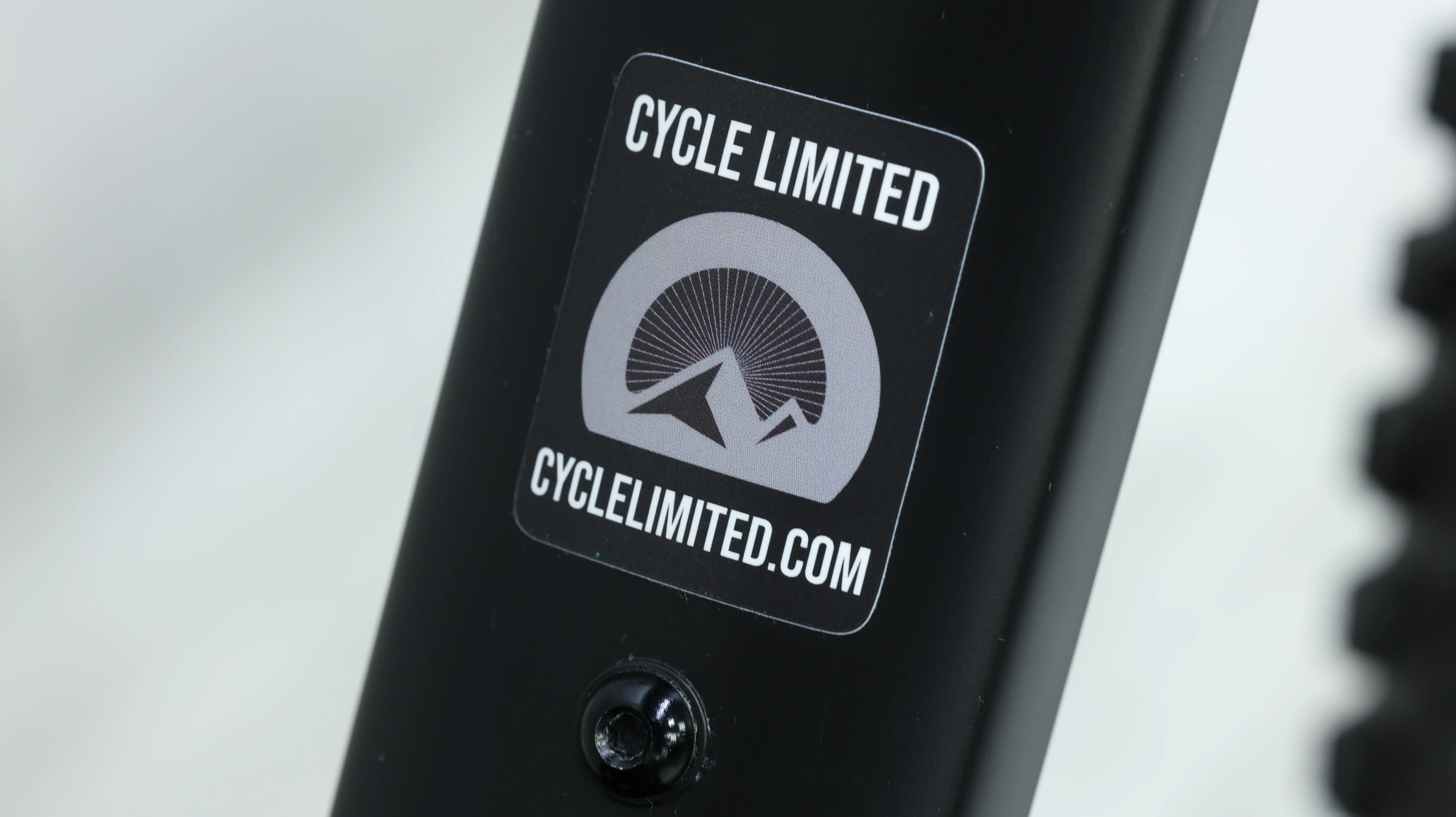 2022 Evil Following V3 X01 i9 Hydra Mountain Bike - Medium - Image 3