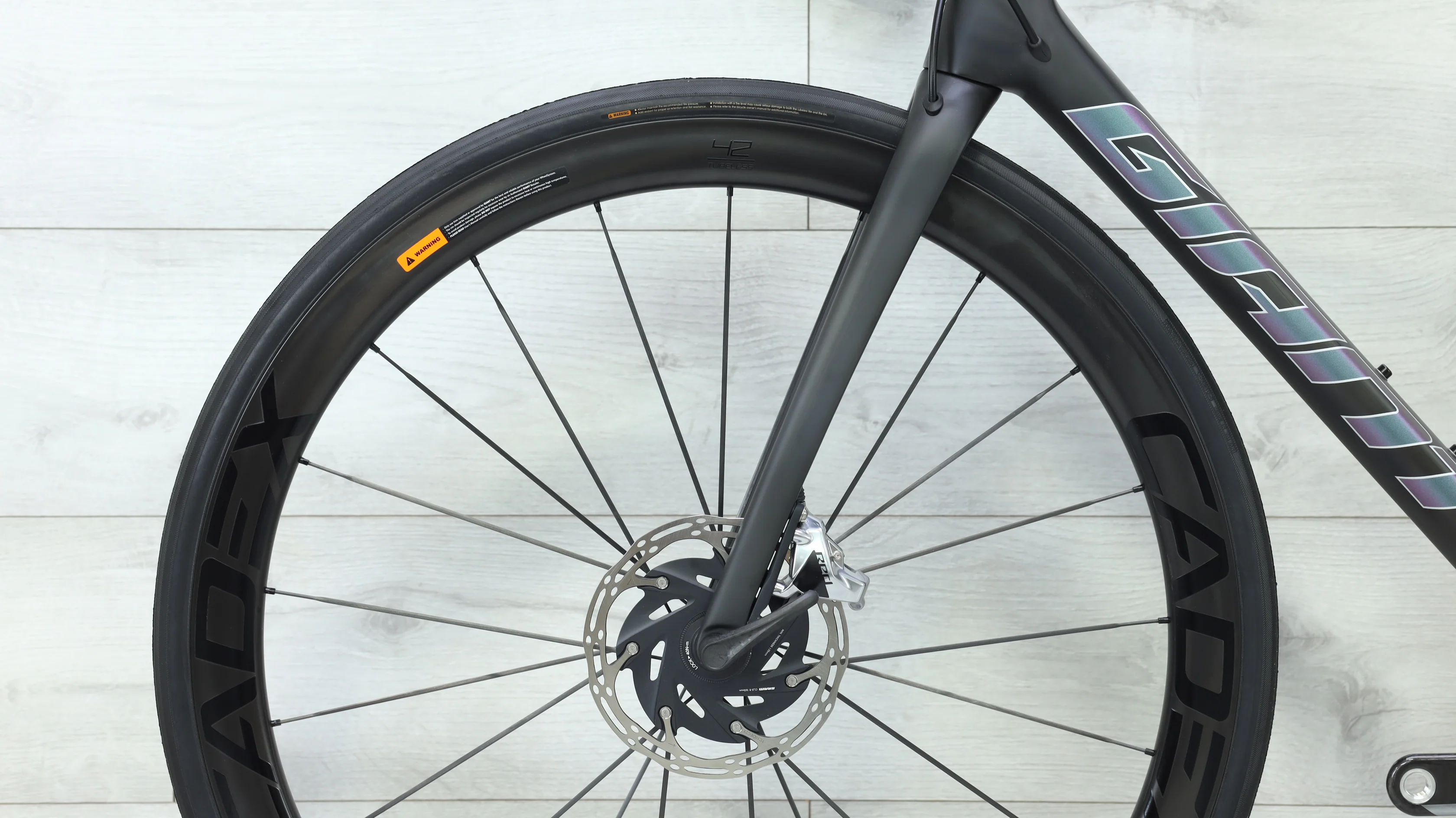 2022 Giant TCR Advanced SL Disc 0 RED Road Bike - Medium - Image 12