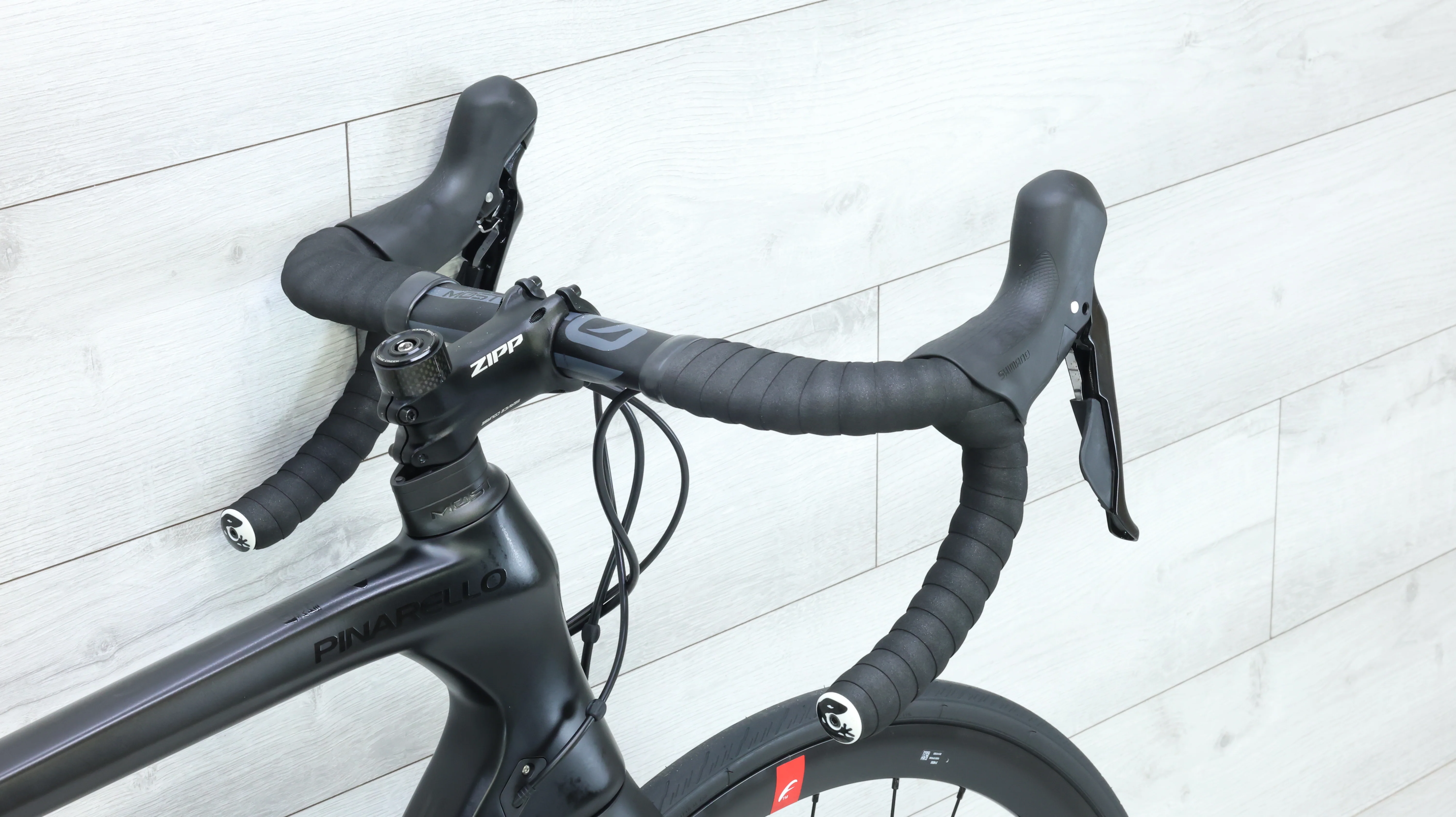 2022 Pinarello Paris Road Bike - 56cm - Image 8