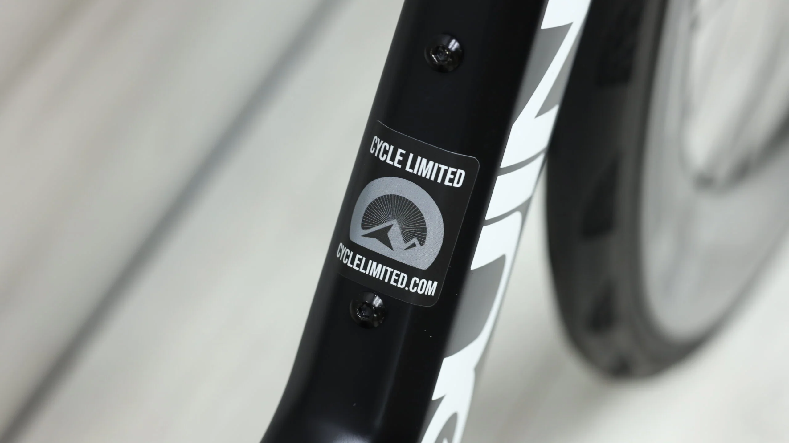 2022 Quintana Roo X-PR  Triathlon Bike - 52cm - Image 3