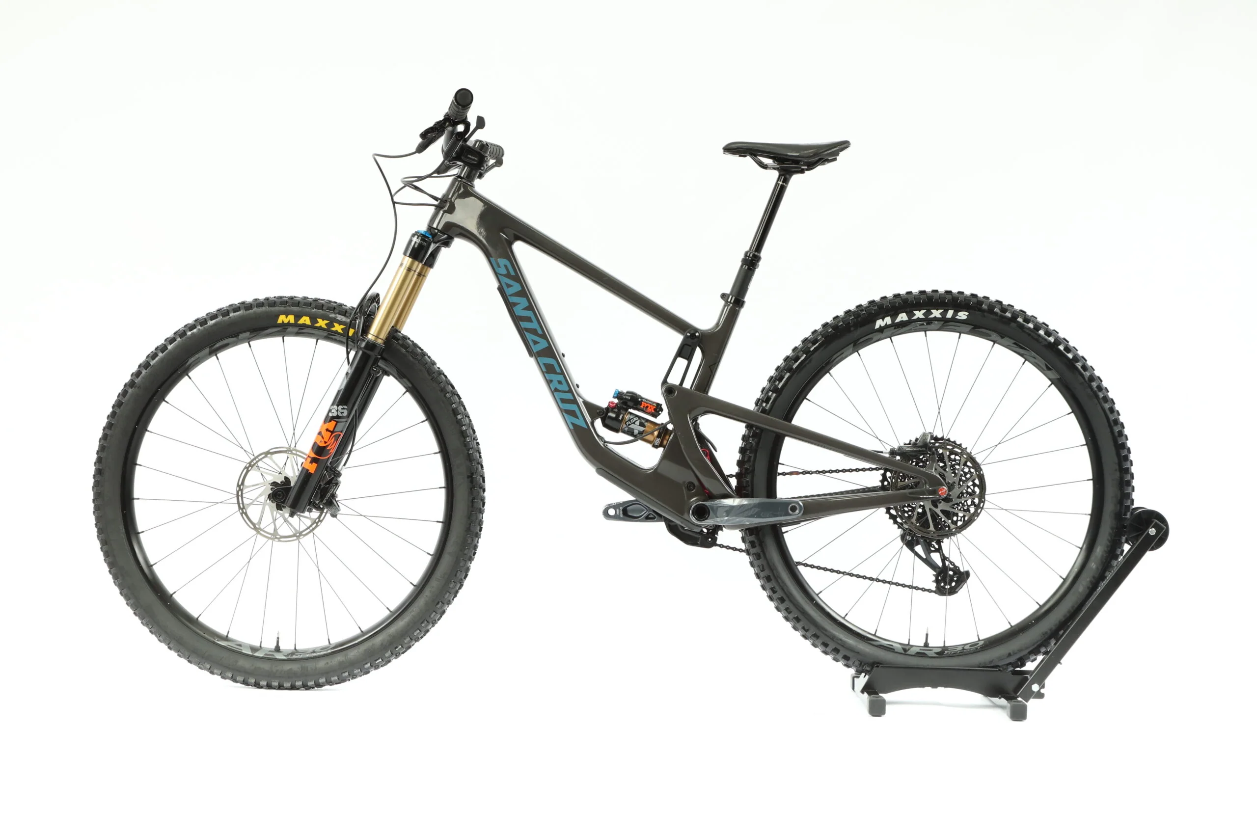 2022 Santa Cruz Hightower C Mountain Bike - Medium - Image 2