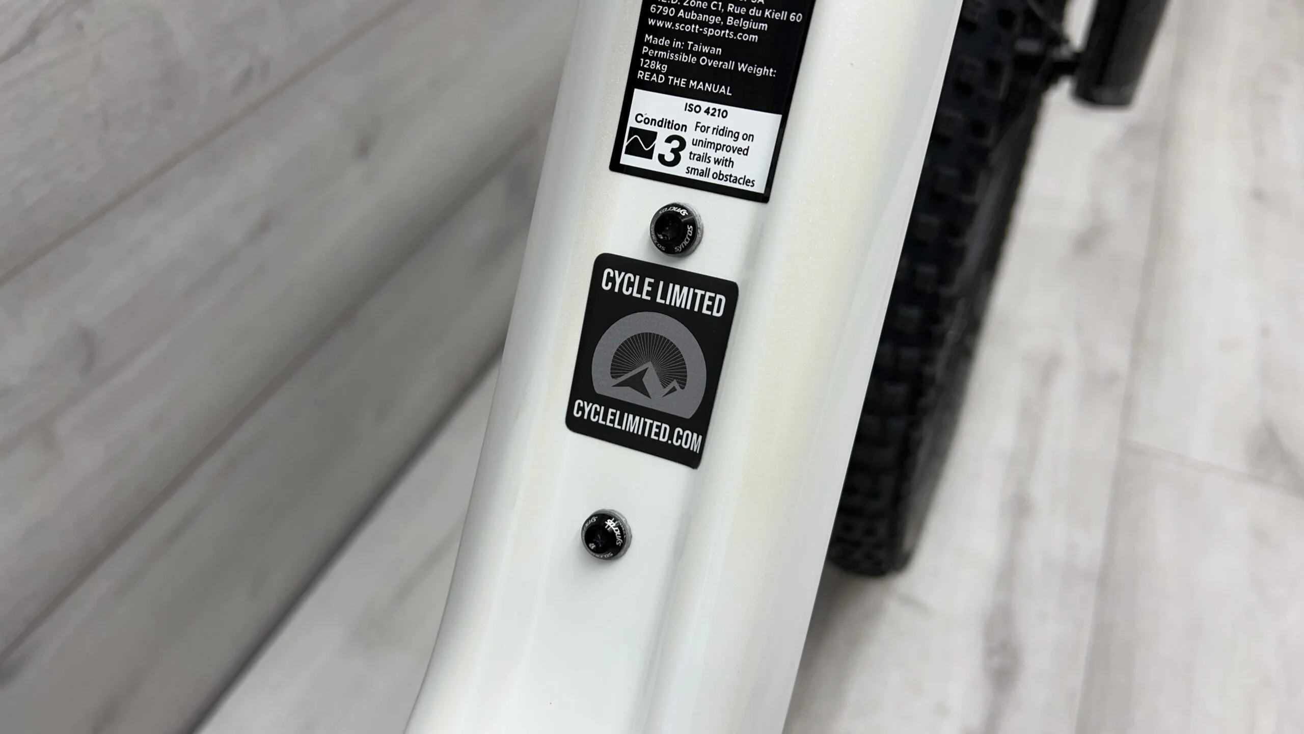 2022 Scott Spark 920  Mountain Bike - Medium - Image 3
