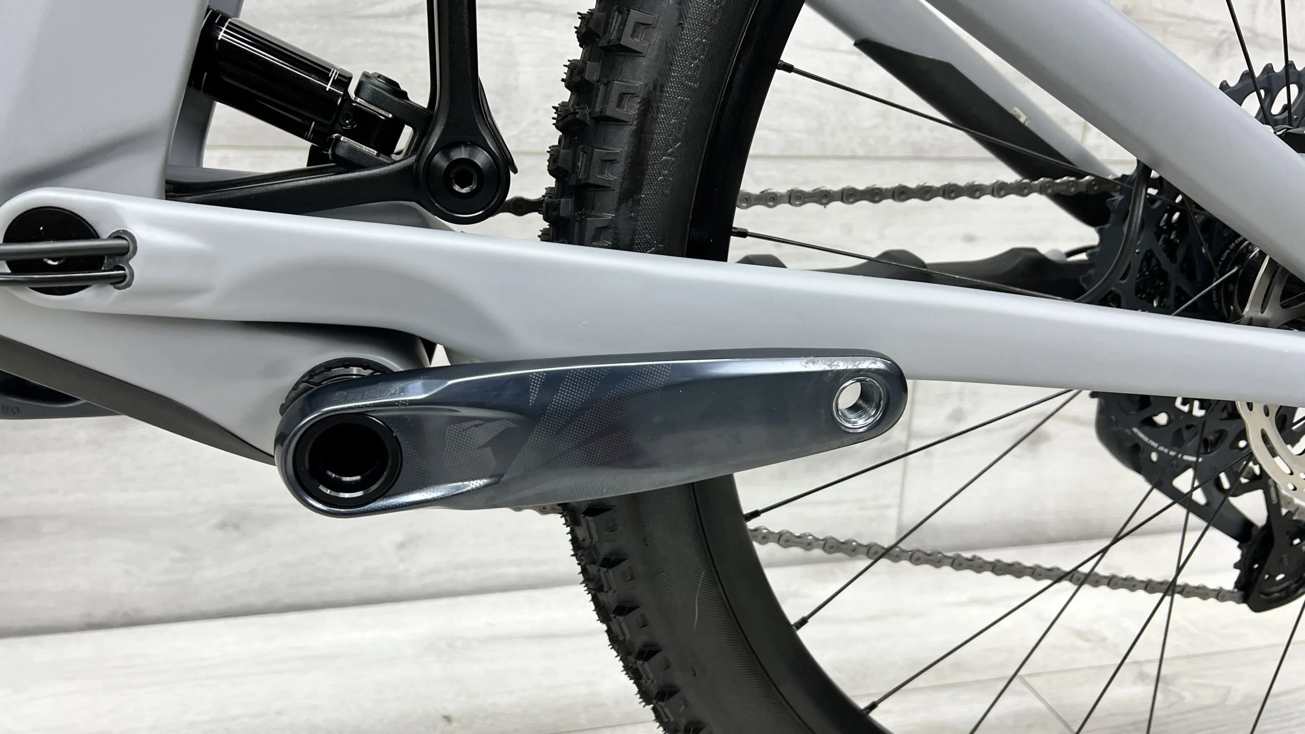 2022 Specialized Enduro Comp  Mountain Bike - Medium (S3) - Image 5