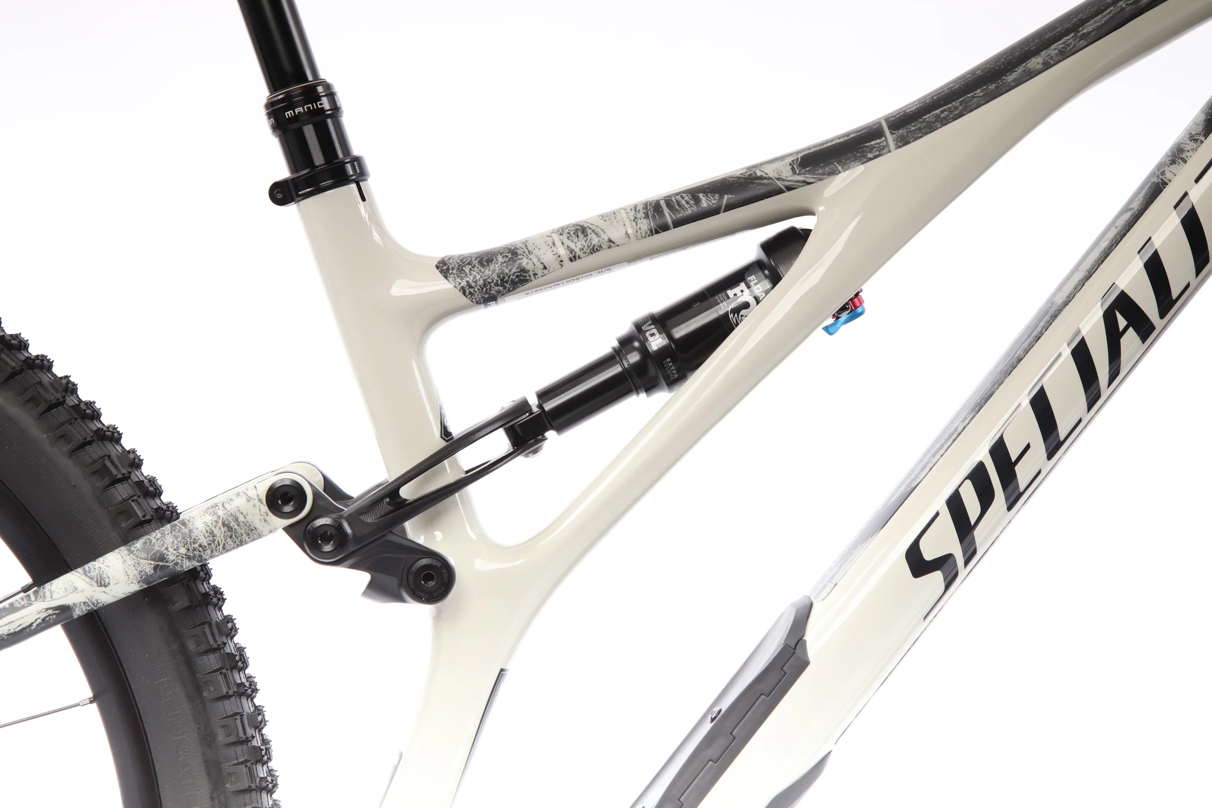 2022 Specialized Stumpjumper Comp Mountain Bike - Large - Image 9