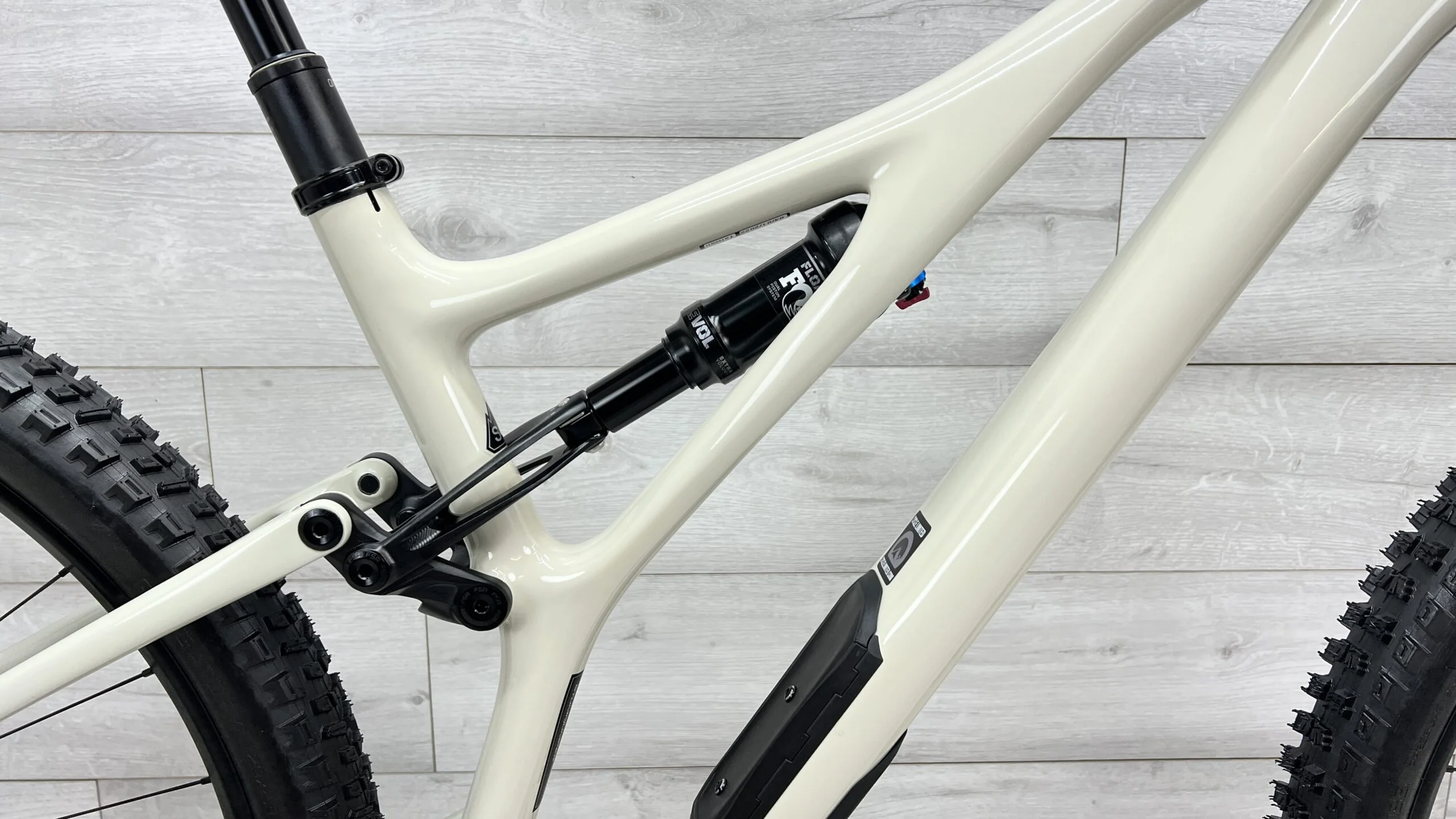 2022 Specialized Stumpjumper Expert  Mountain Bike - Large - Image 7