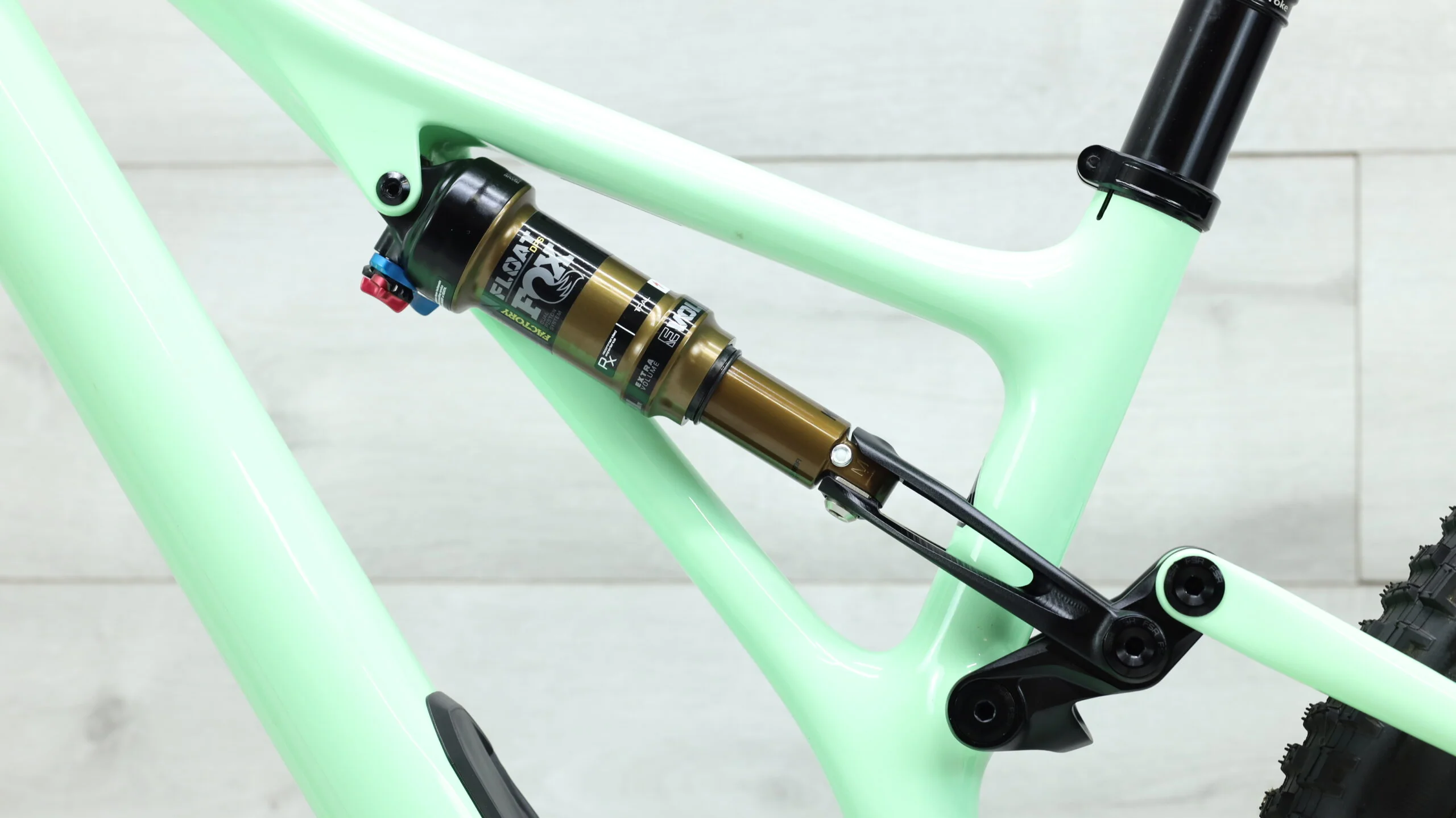 2022 Specialized Stumpjumper Pro Mountain Bike - Medium - Image 10