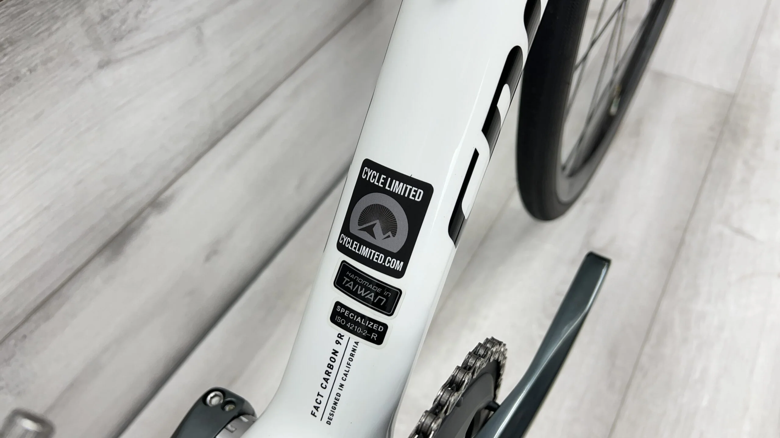 2022 Specialized Tarmac SL6 Road Bike - 56cm - Image 3