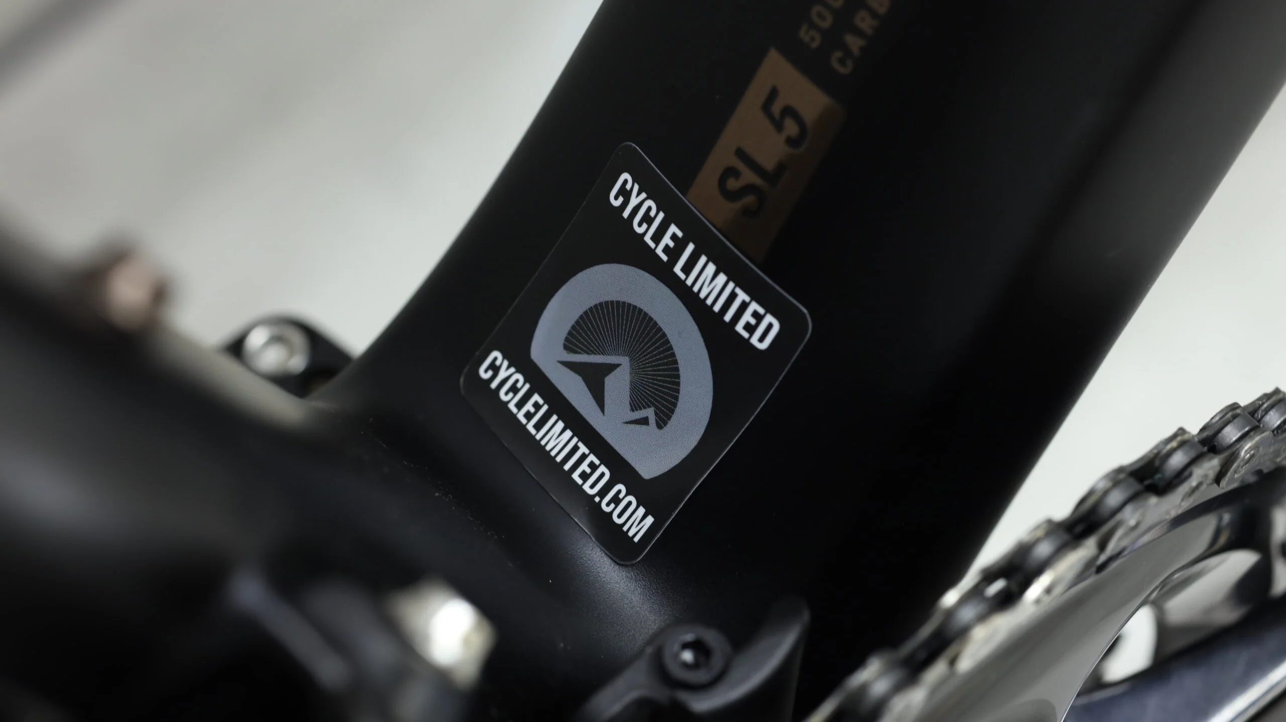 2022 Trek Domane SL 5  Road Bike - 56cm - Image 3
