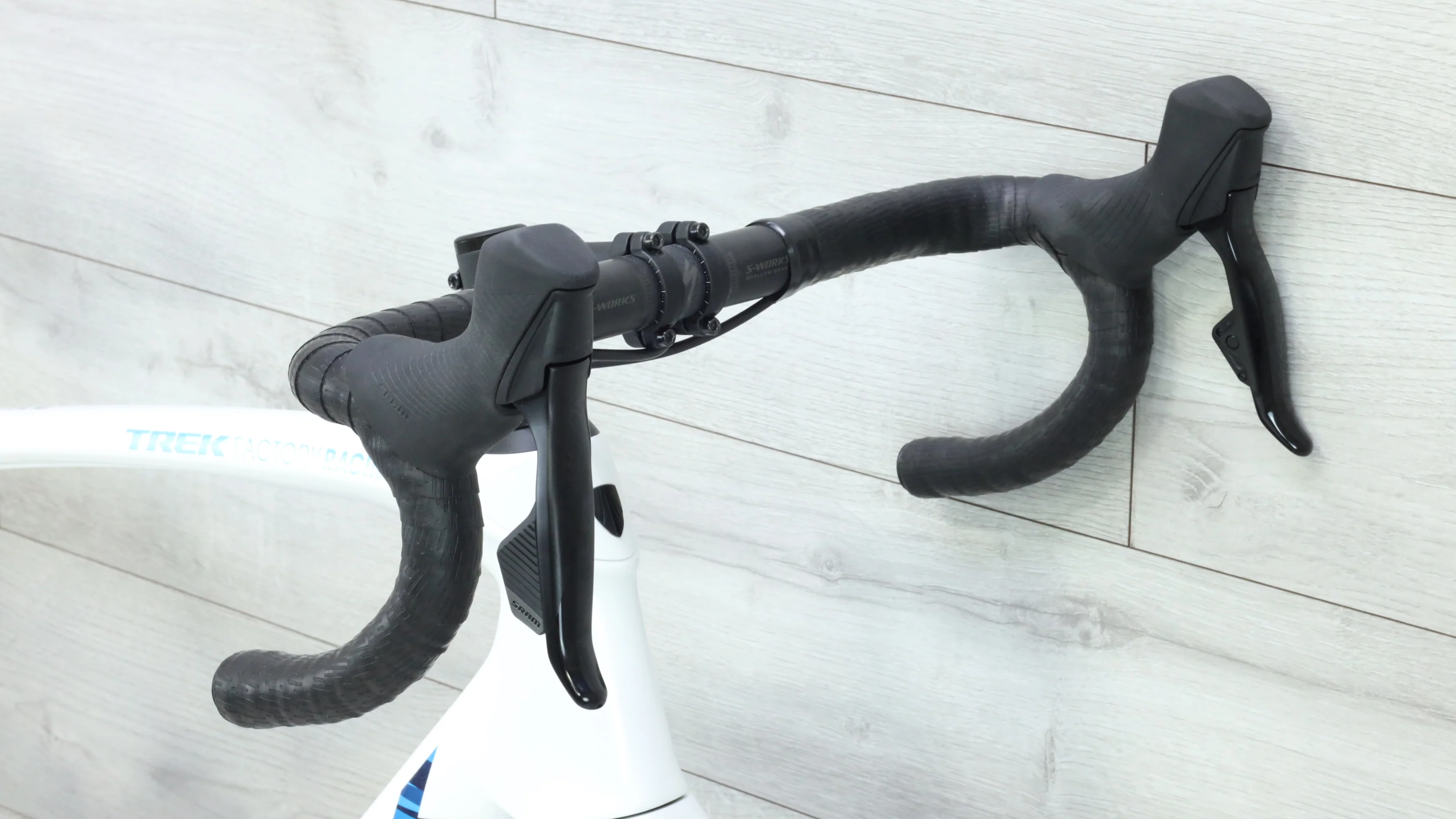 2022 Trek Domane SLR 6 eTap Project One Road Bike - 56cm - Image 7