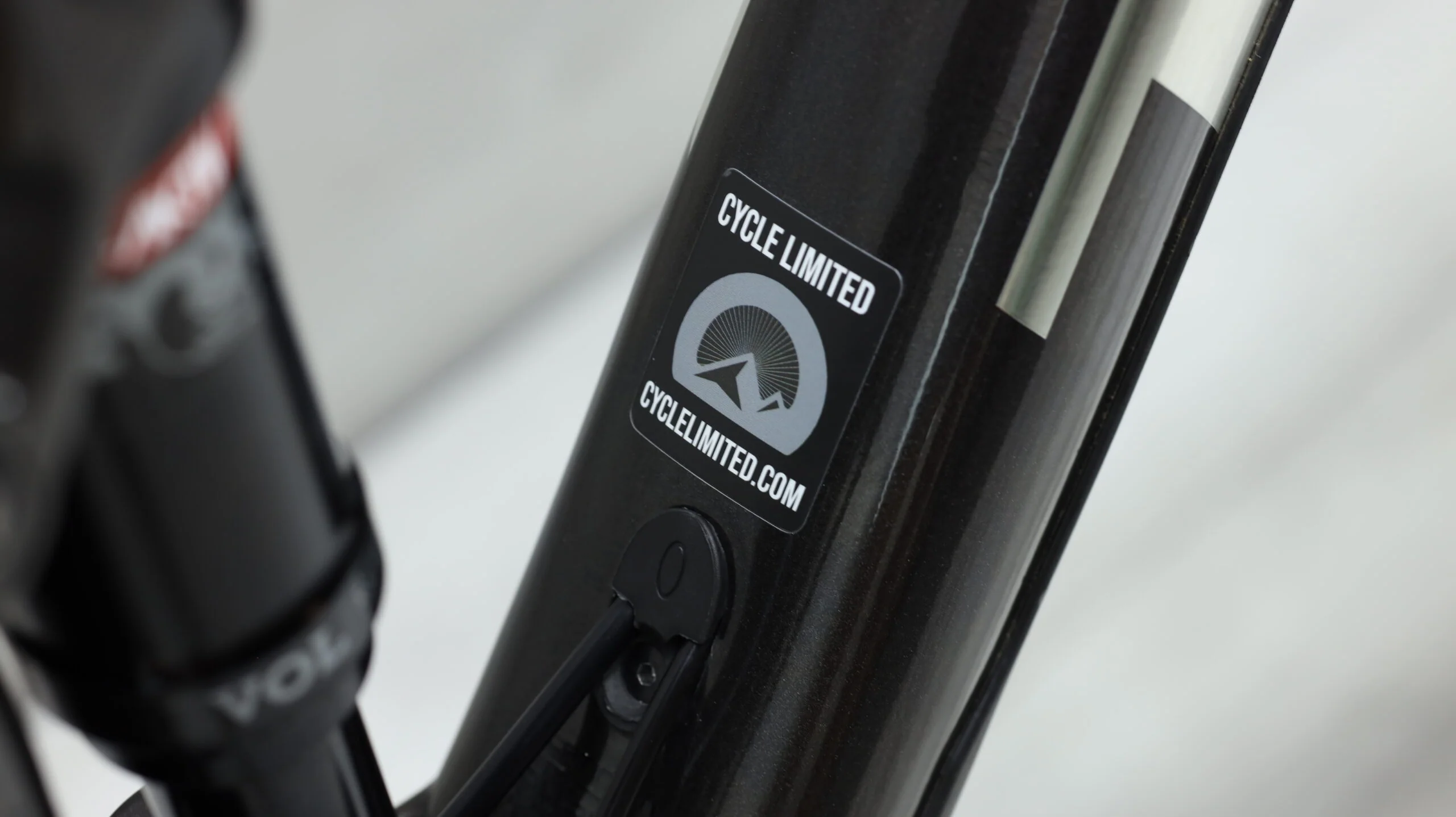 2022 Trek Fuel EX 8 Mountain Bike - X-Large - Image 3