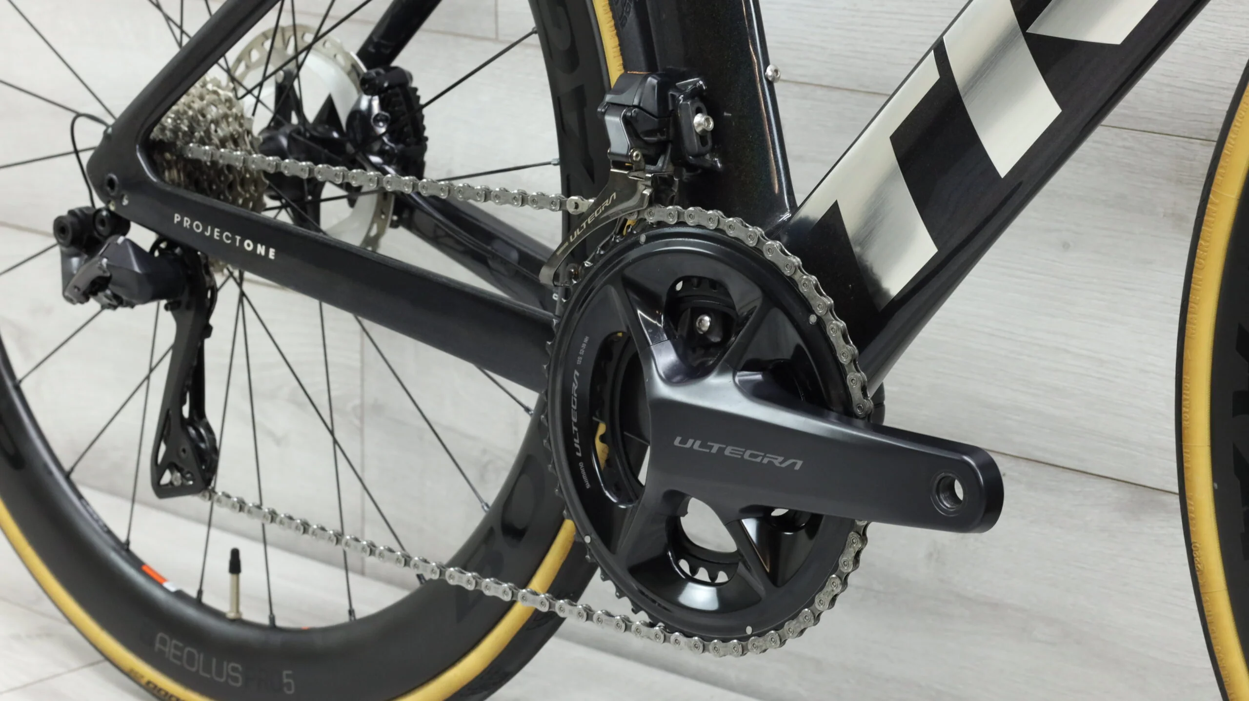2022 Trek Madone SLR 7 Gen 6  Road Bike - 52cm - Image 5