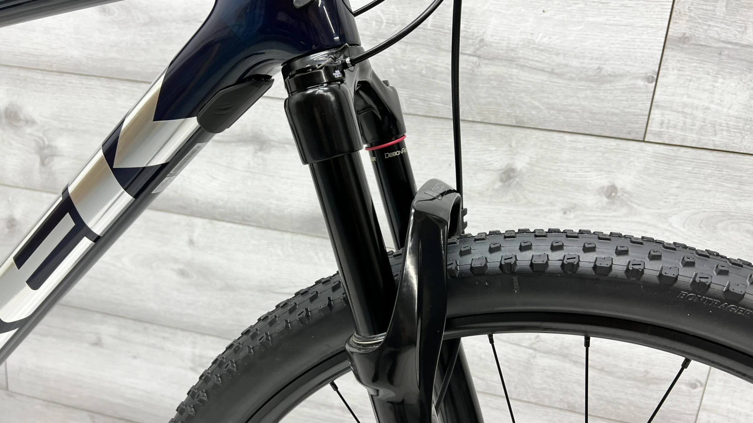2022 Trek Procaliber 9.6  Mountain Bike - X-Large - Image 6