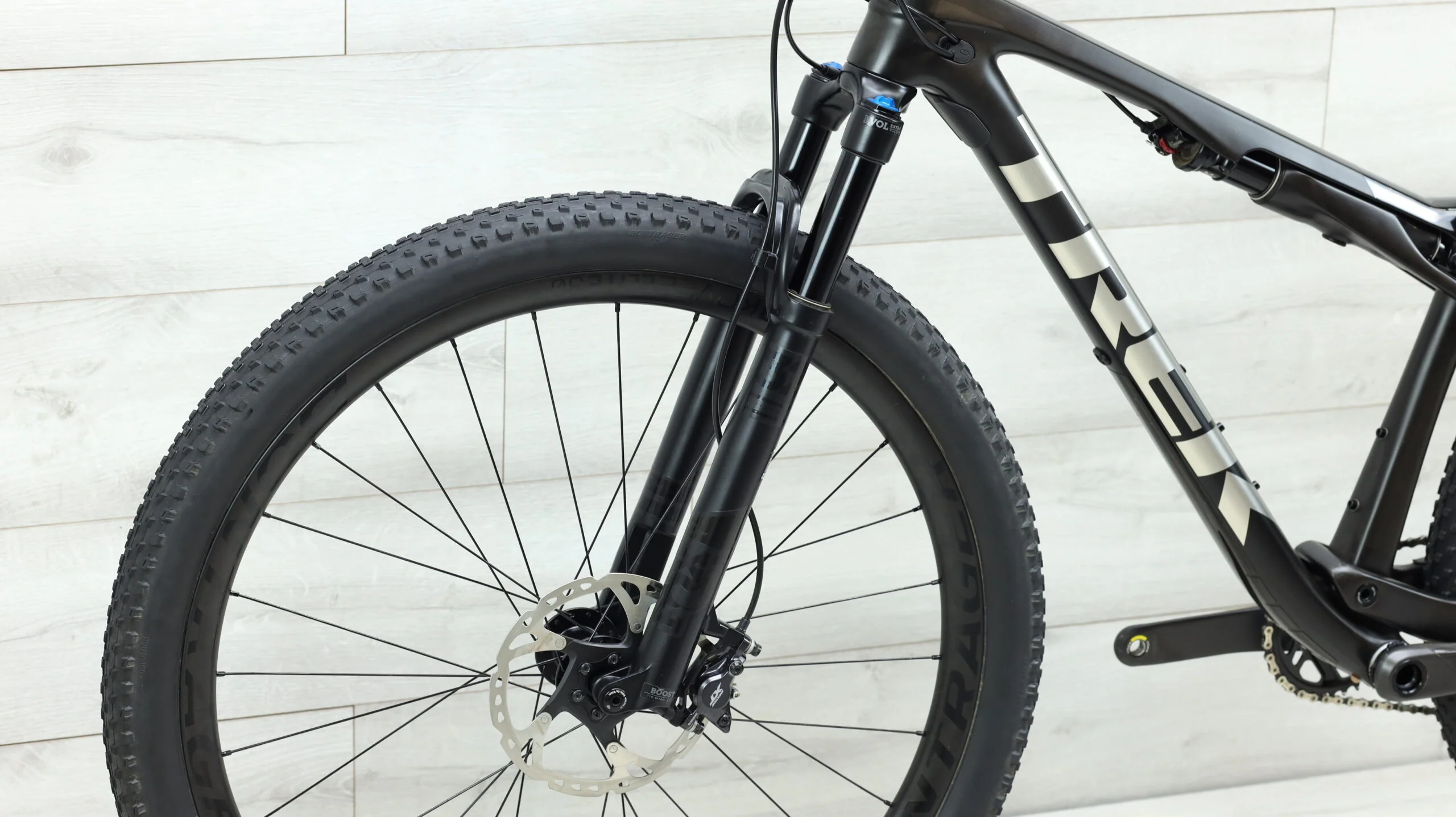 2022 Trek Supercaliber 9.8 GX  Mountain Bike - Medium - Image 10