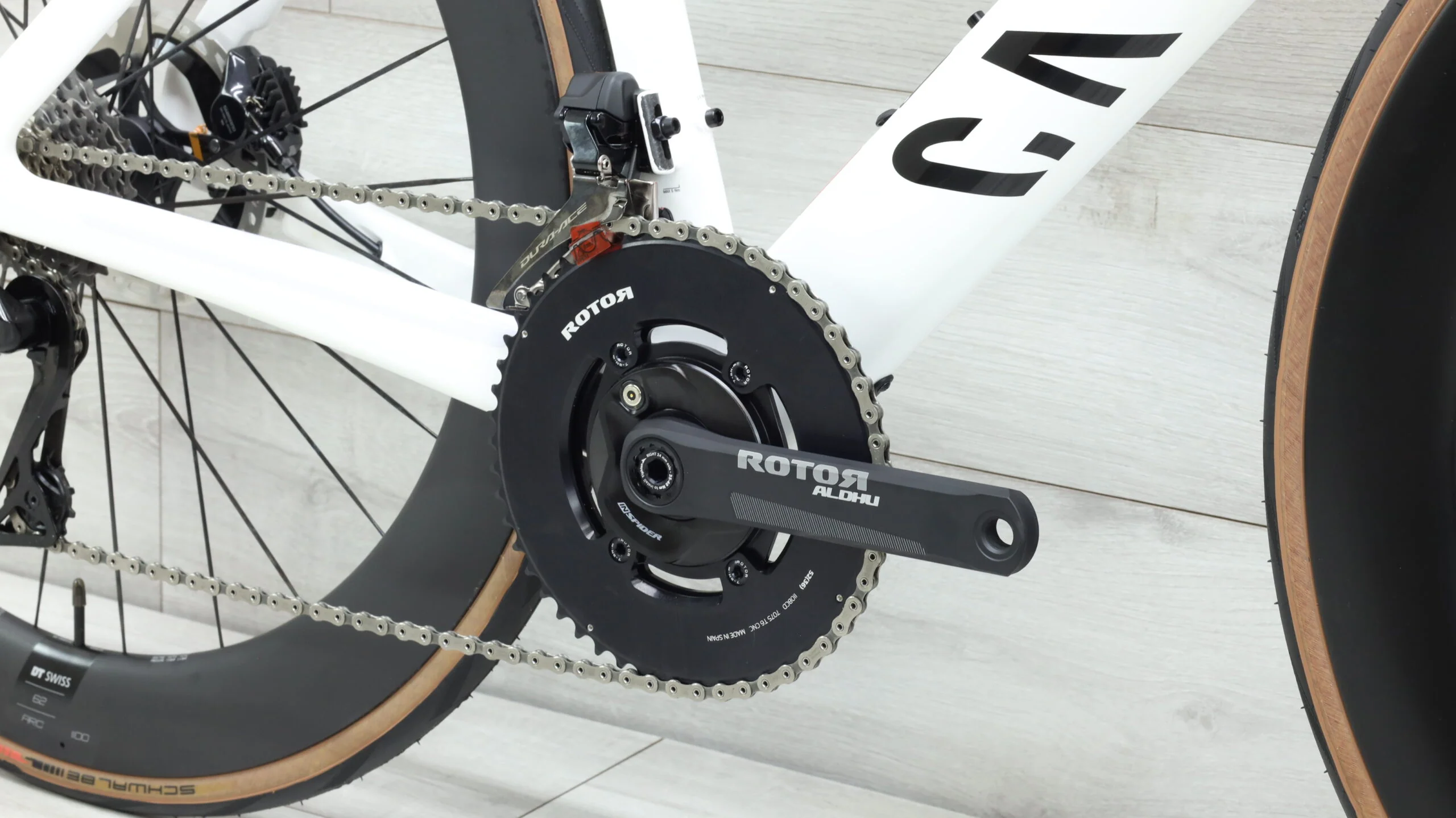 2023 Canyon Aeroad CFR Disc Di2  Road Bike - Large - Image 5