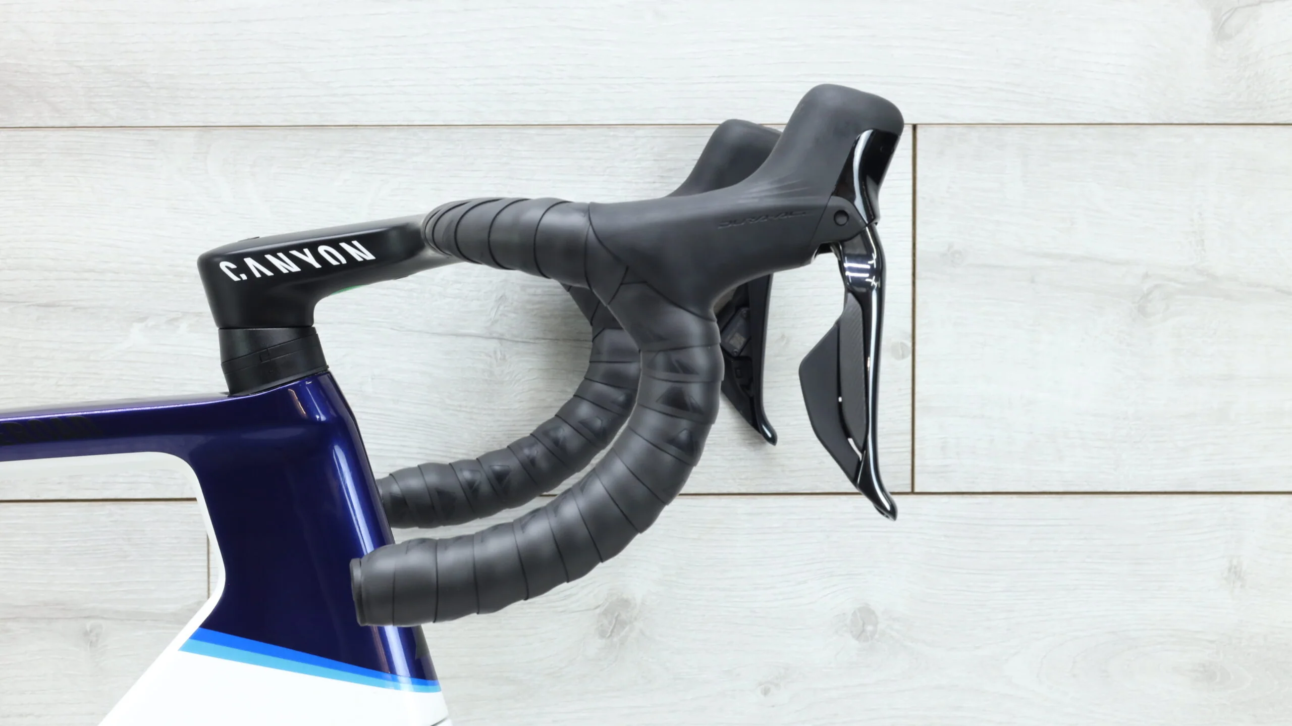 2023 Canyon Aeroad CFR Disc Di2  Road Bike - Large - Image 11