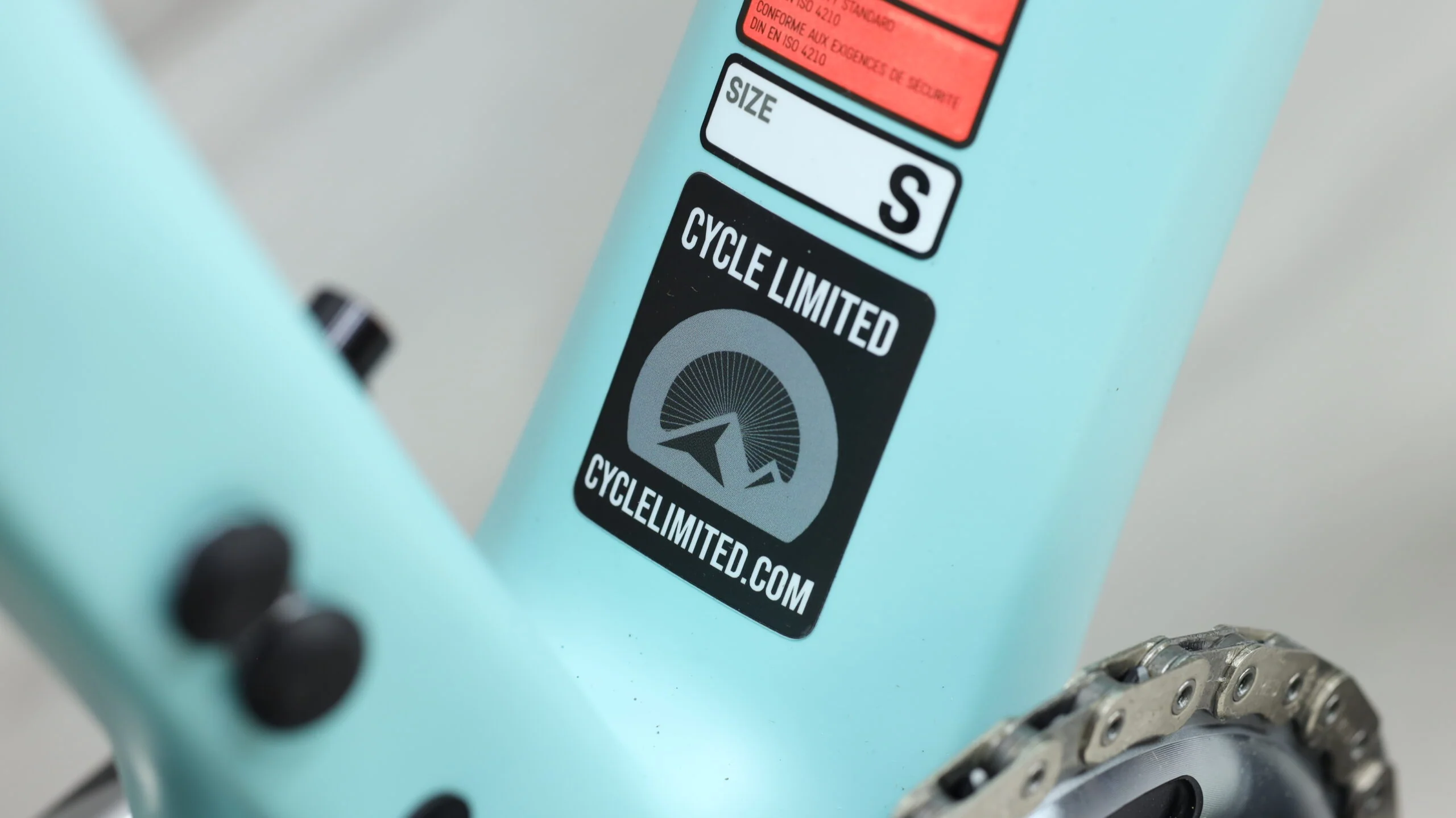 2023 Canyon Grail CF SLX 9 eTap Gravel Bike - Small - Image 3