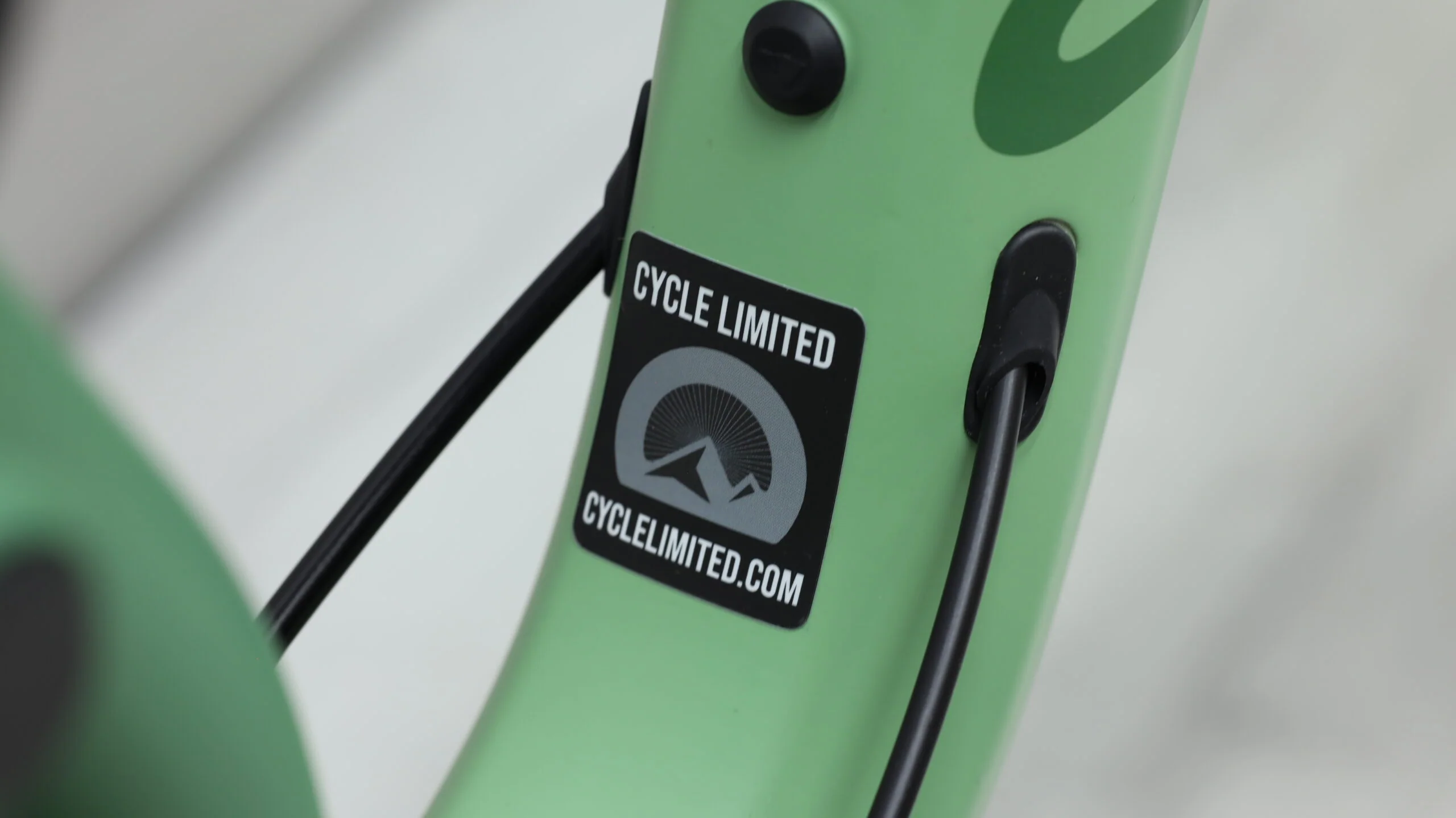 2023 Canyon Neuron 7  Mountain Bike - Small - Image 3