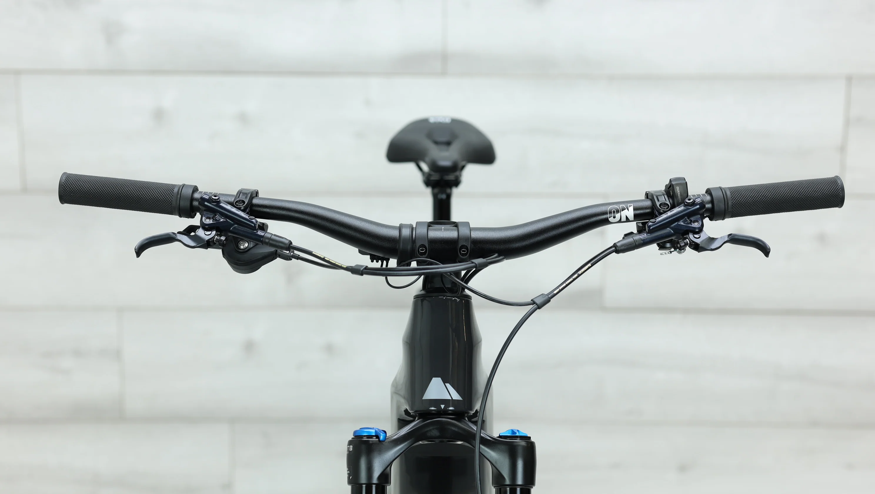 2023 Canyon Spectral:ON CF 8 Mountain E-Bike - Small - Image 11