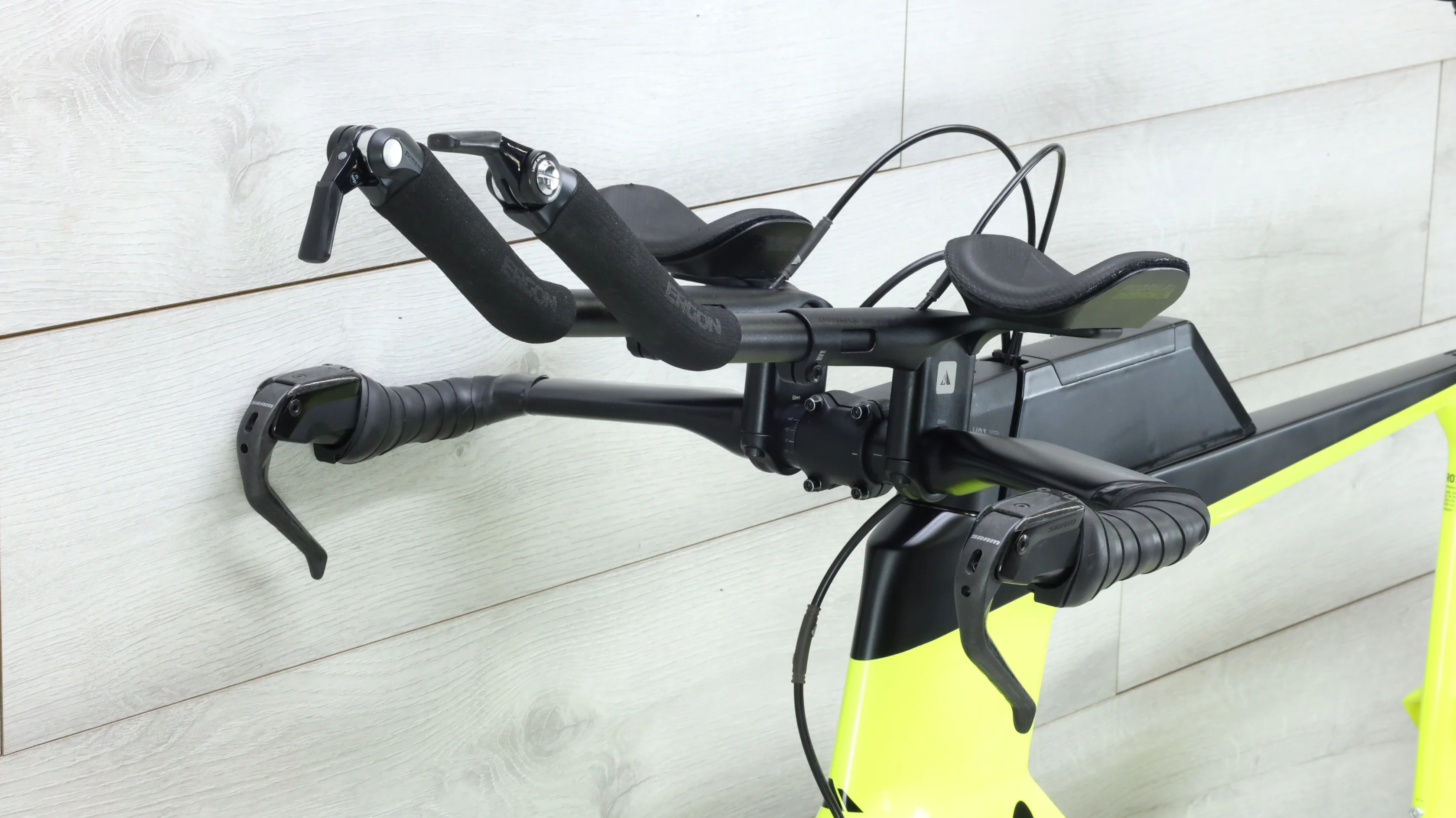 2023 Canyon Speedmax CF 8 Disc Triathlon Bike - Large - Image 8