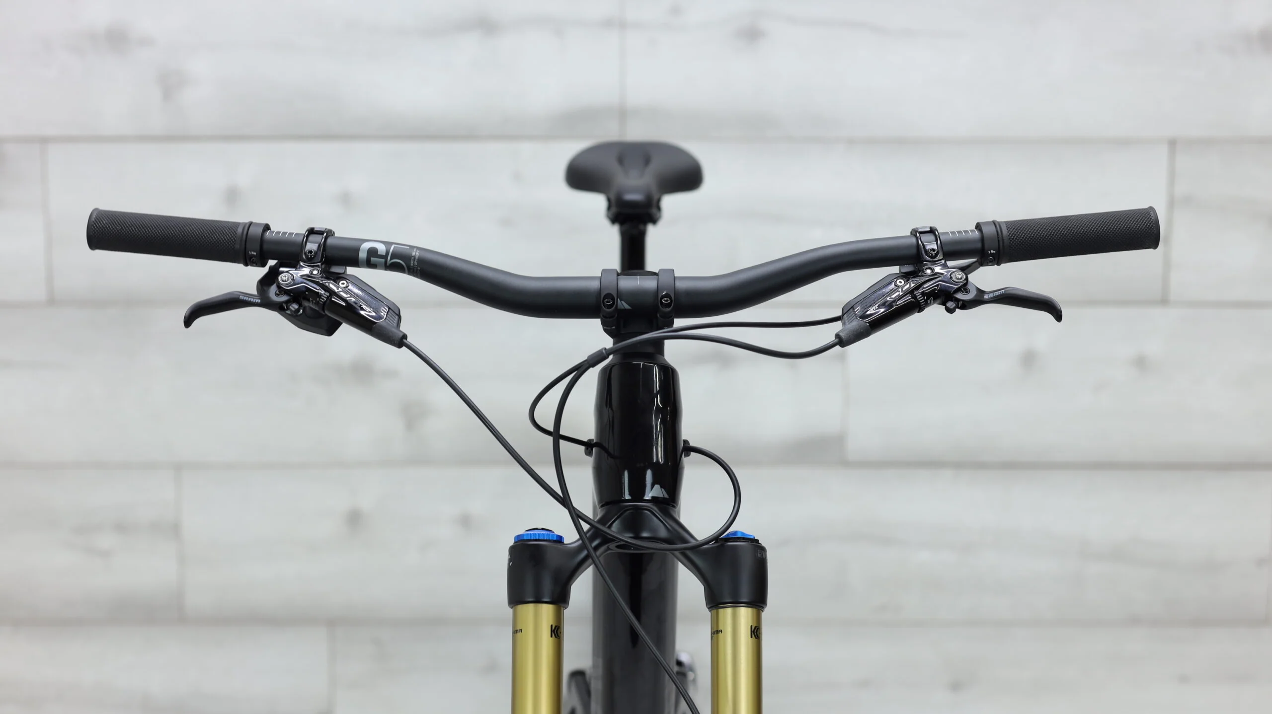 2023 Canyon Torque Mullet CF 9 Mountain Bike - Medium - Image 12