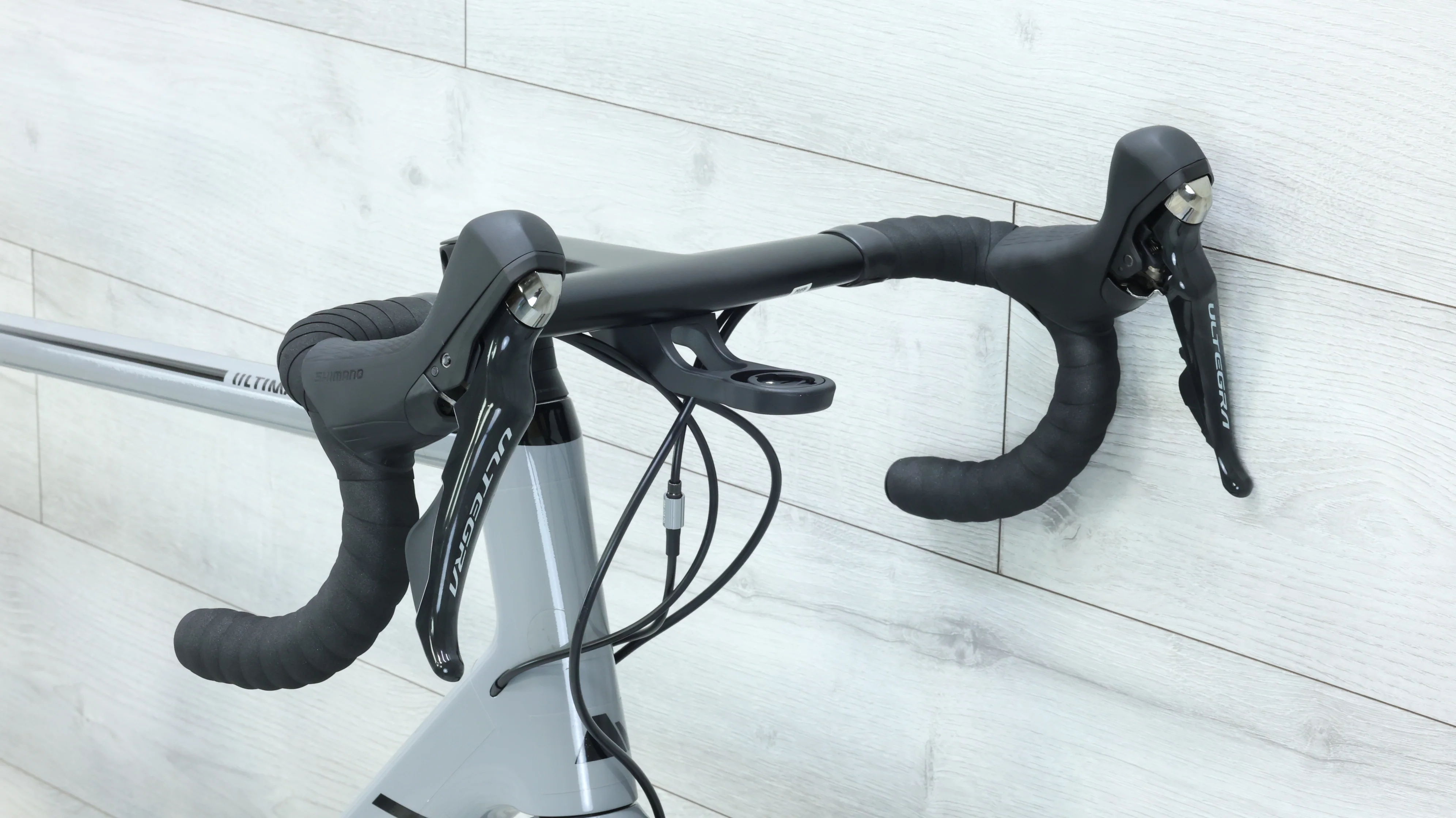 2023 Canyon Ultimate CF SL Disc Road Bike - X-Large - Image 10
