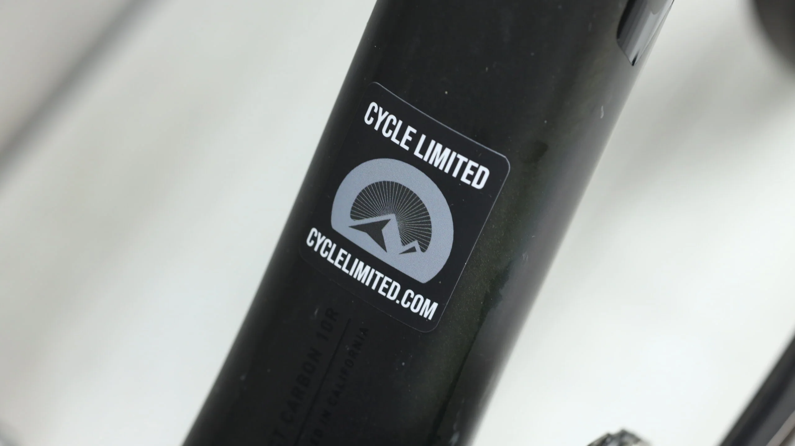 2023 Specialized Roubaix Pro Road Bike - 52cm - Image 3