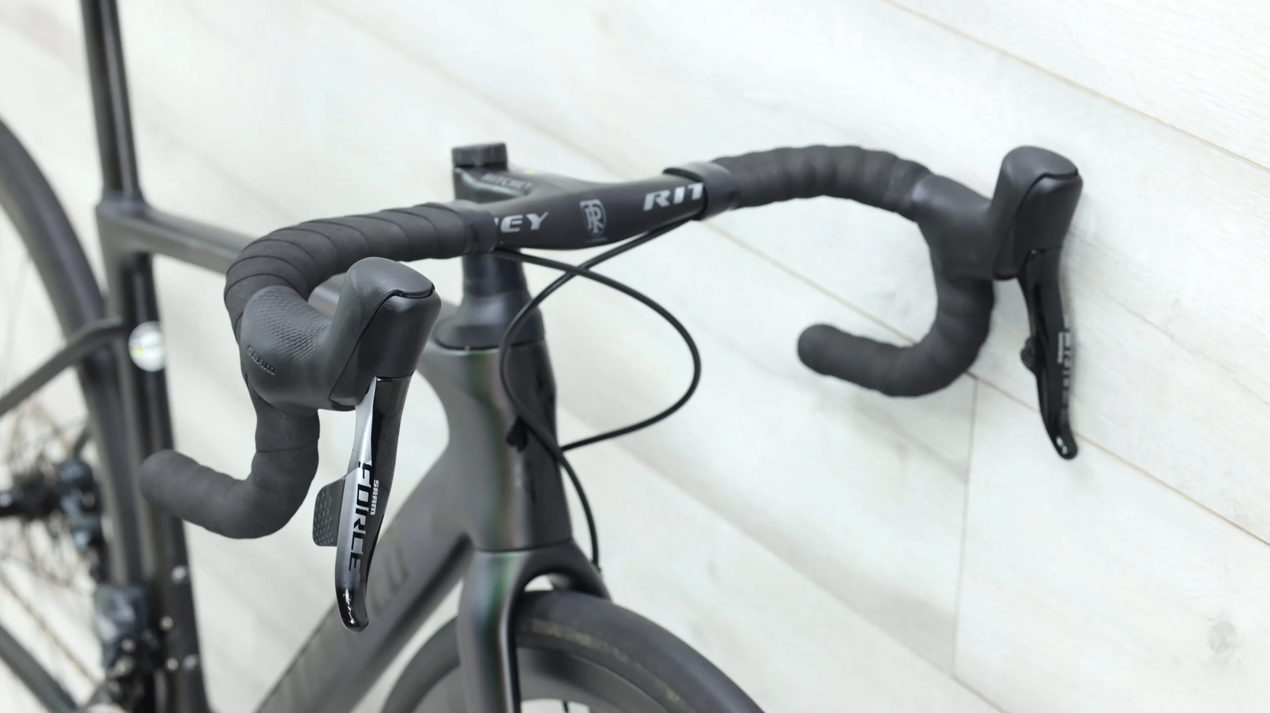 2023 Specialized Roubaix Pro Road Bike - 52cm - Image 7