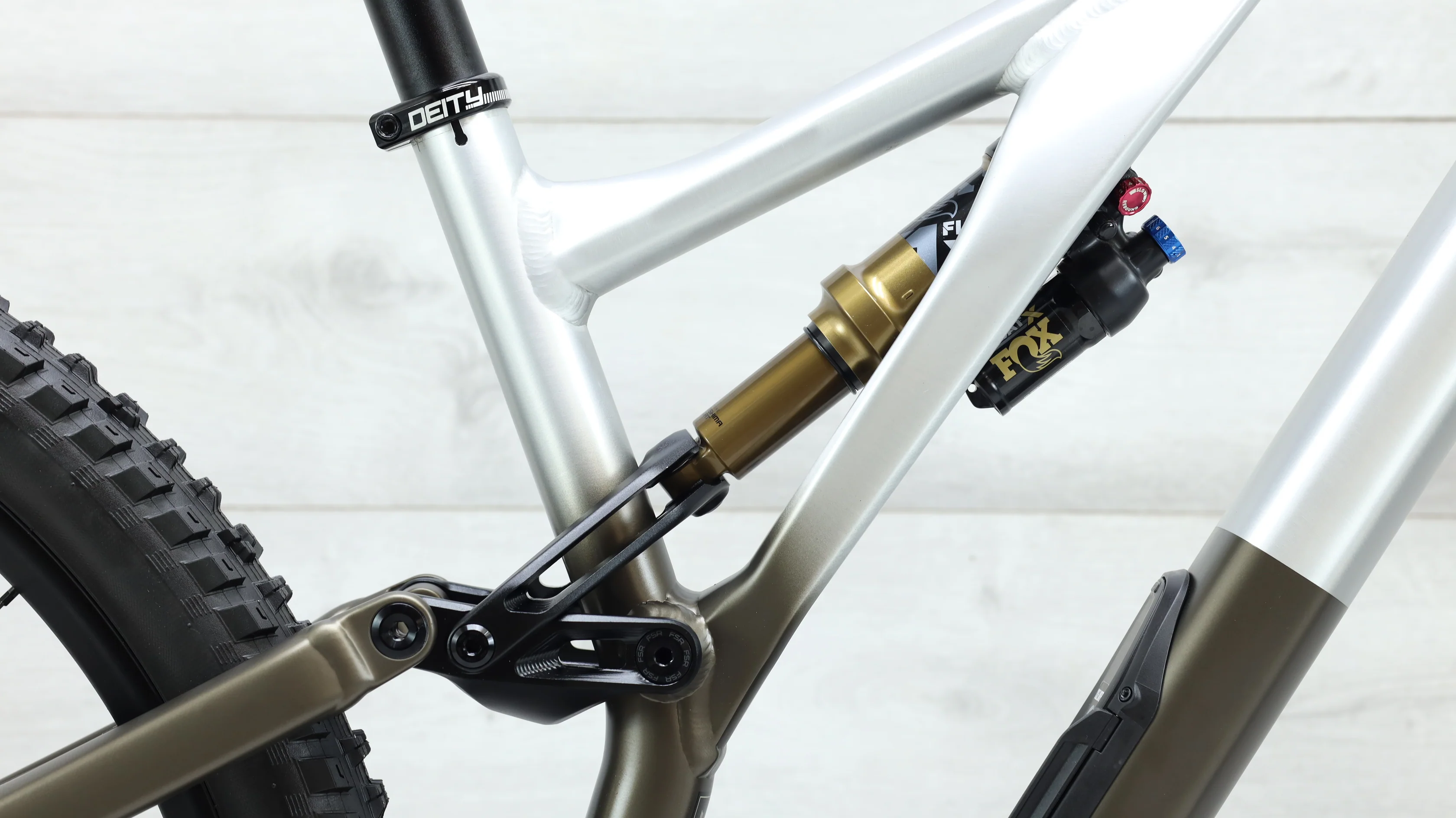 2023 Specialized Stumpjumper EVO Elite Alloy Mountain Bike - Large S4 - Image 9