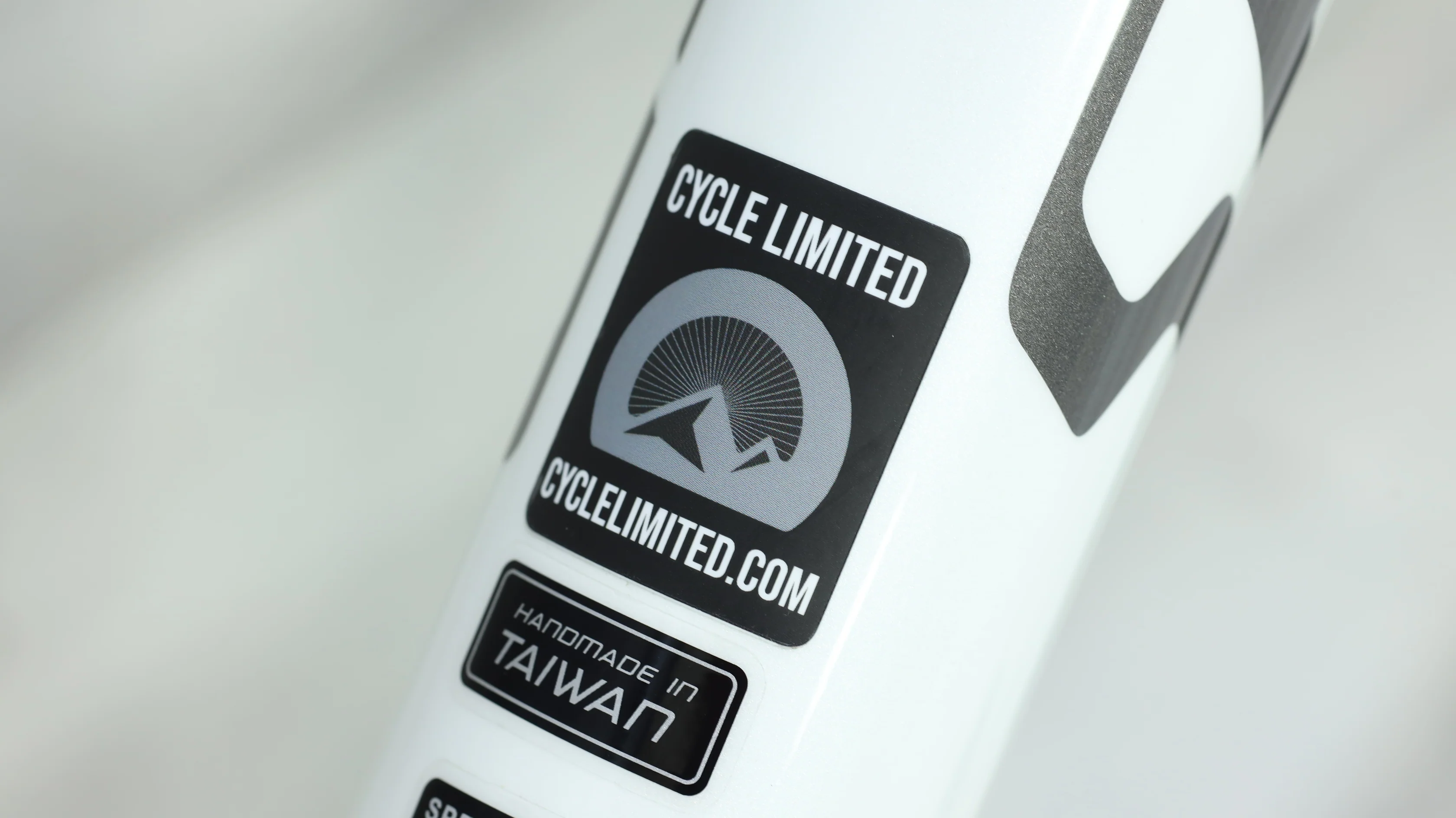 2023 Specialized Tarmac SL7 Comp AXS Road Bike - 56cm - Image 3
