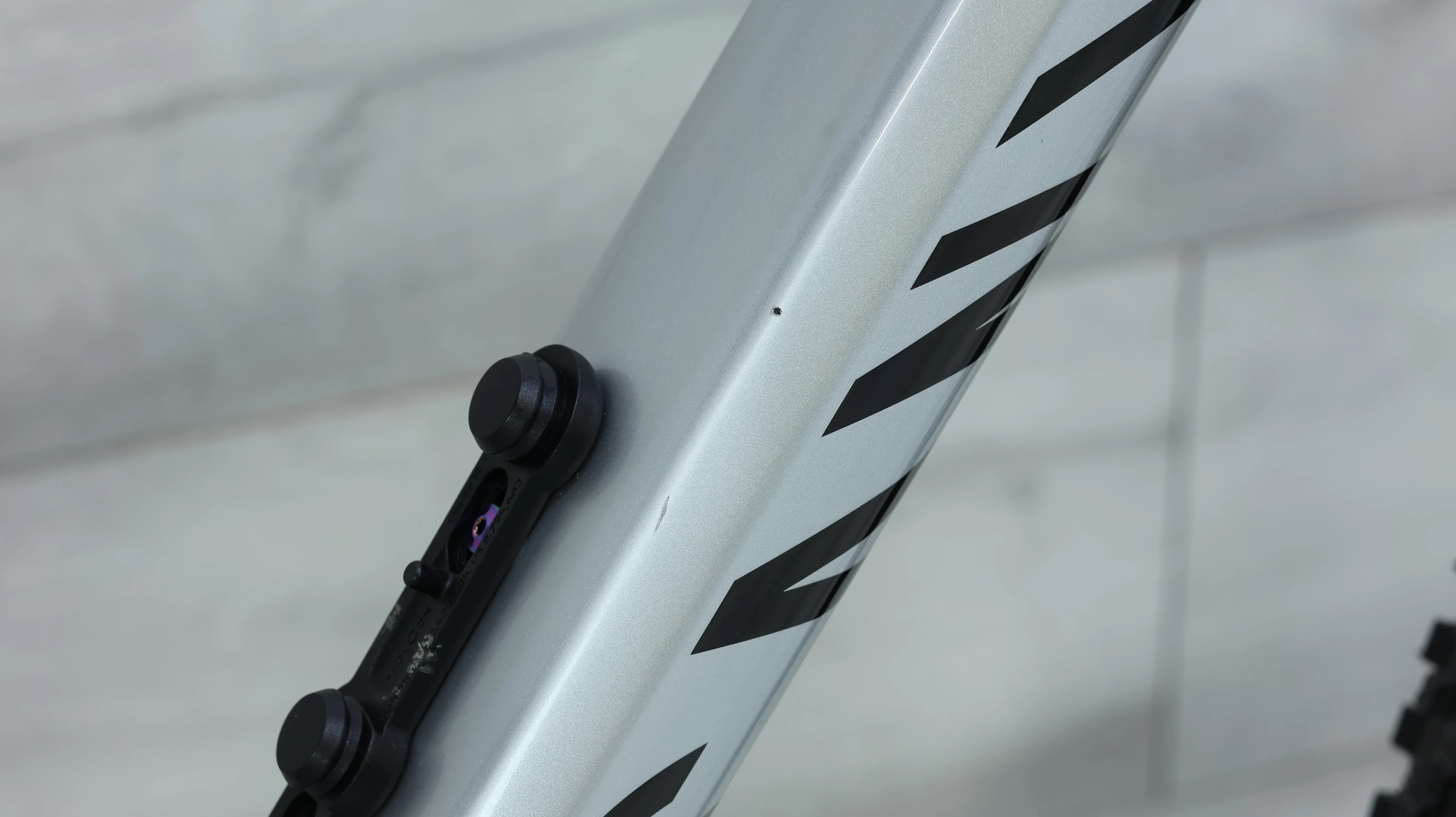 2024 Canyon Lux Trail CF 8 Mountain Bike - Large - Image 18