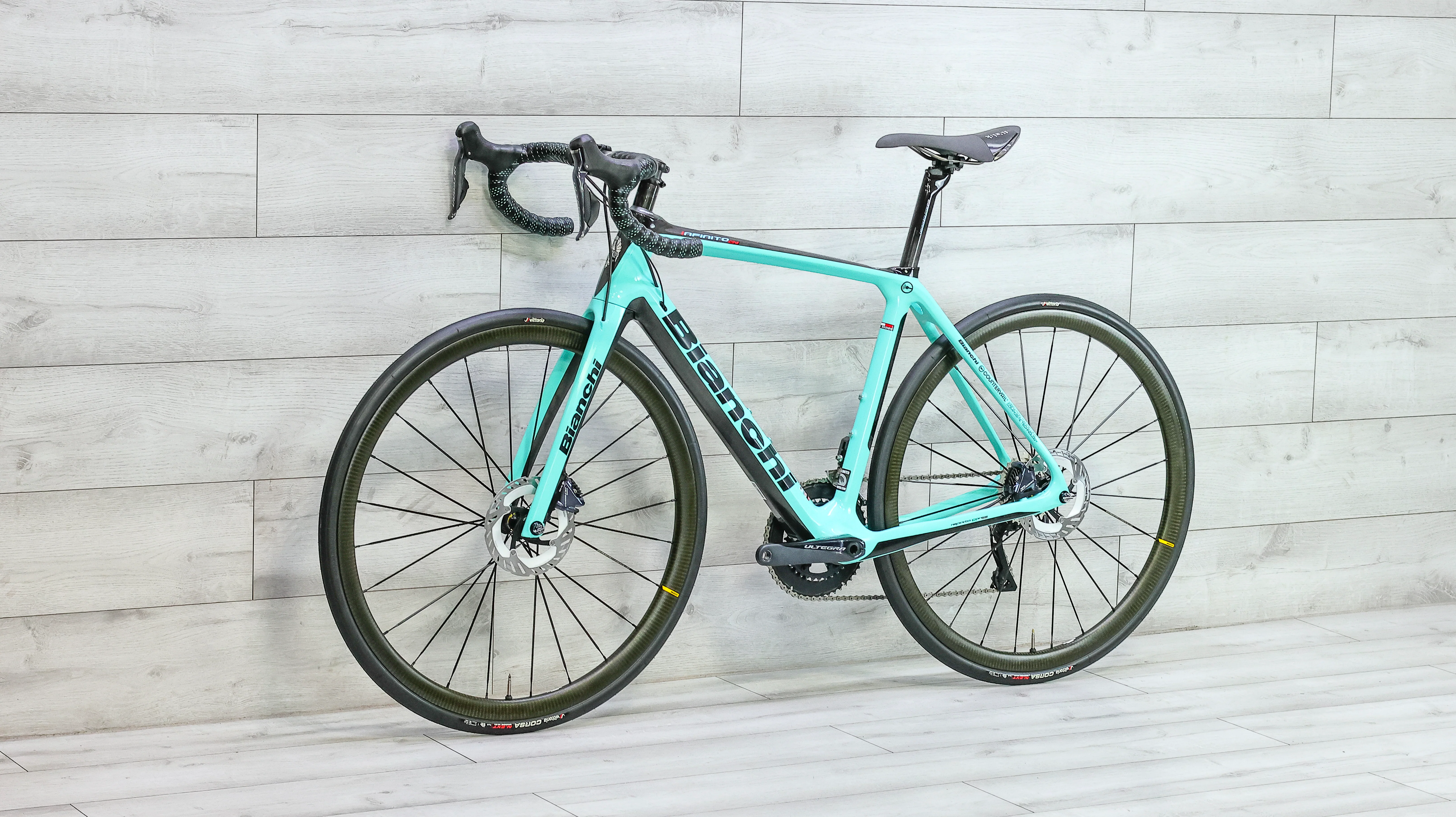 Bianchi Infinito CV Disc Ultegra Di2 Road Bike - 2019, 53cm - Image 4
