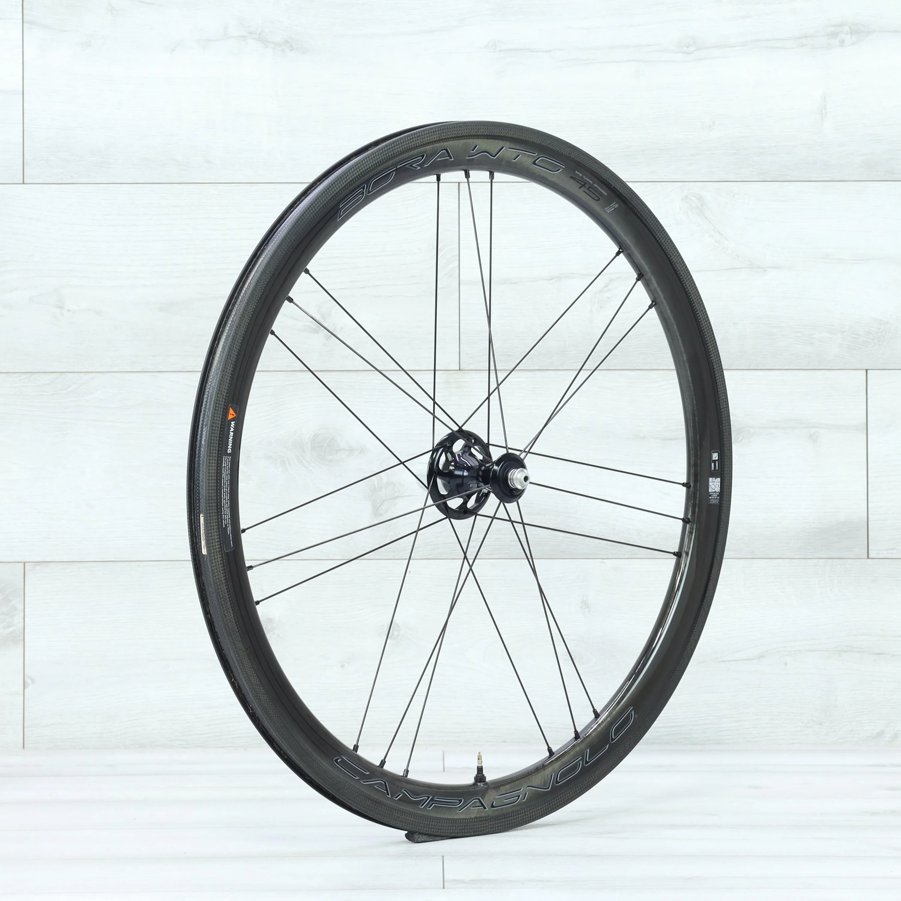 Campagnolo Bora WTO 45 Carbon Tubeless Clincher Shimano HG Rim Road Bike Wheelset - Image 5