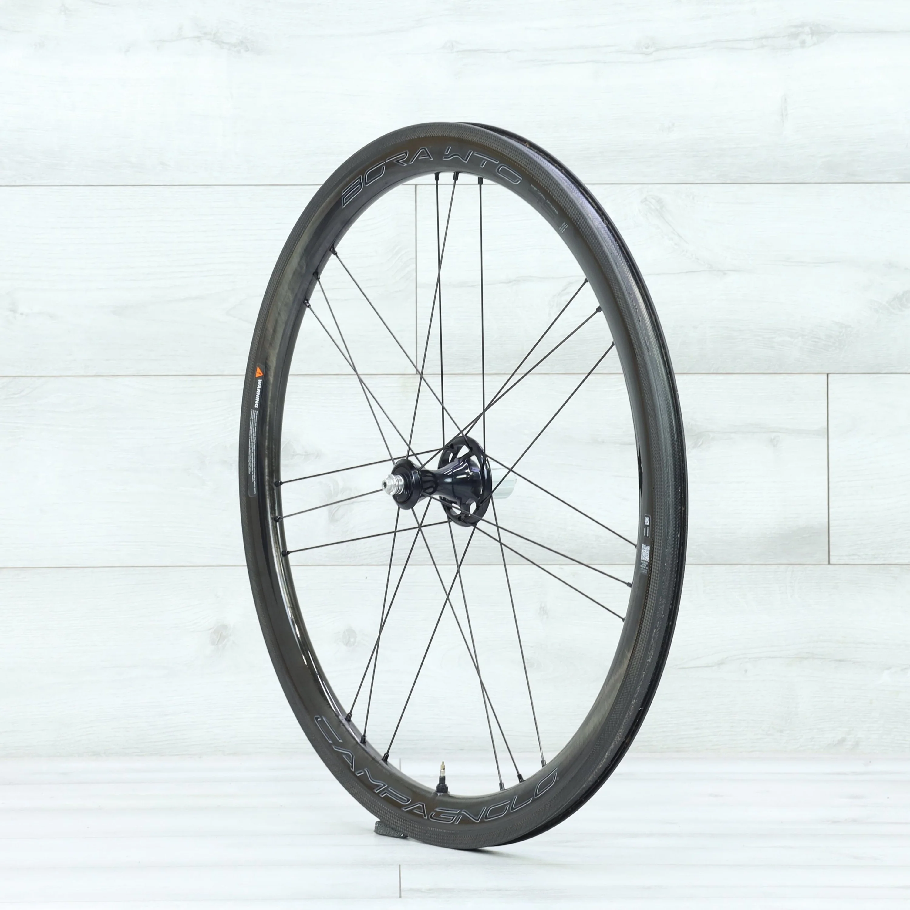 Campagnolo Bora WTO 45 Carbon Tubeless Clincher Shimano HG Rim Road Bike Wheelset - Image 7