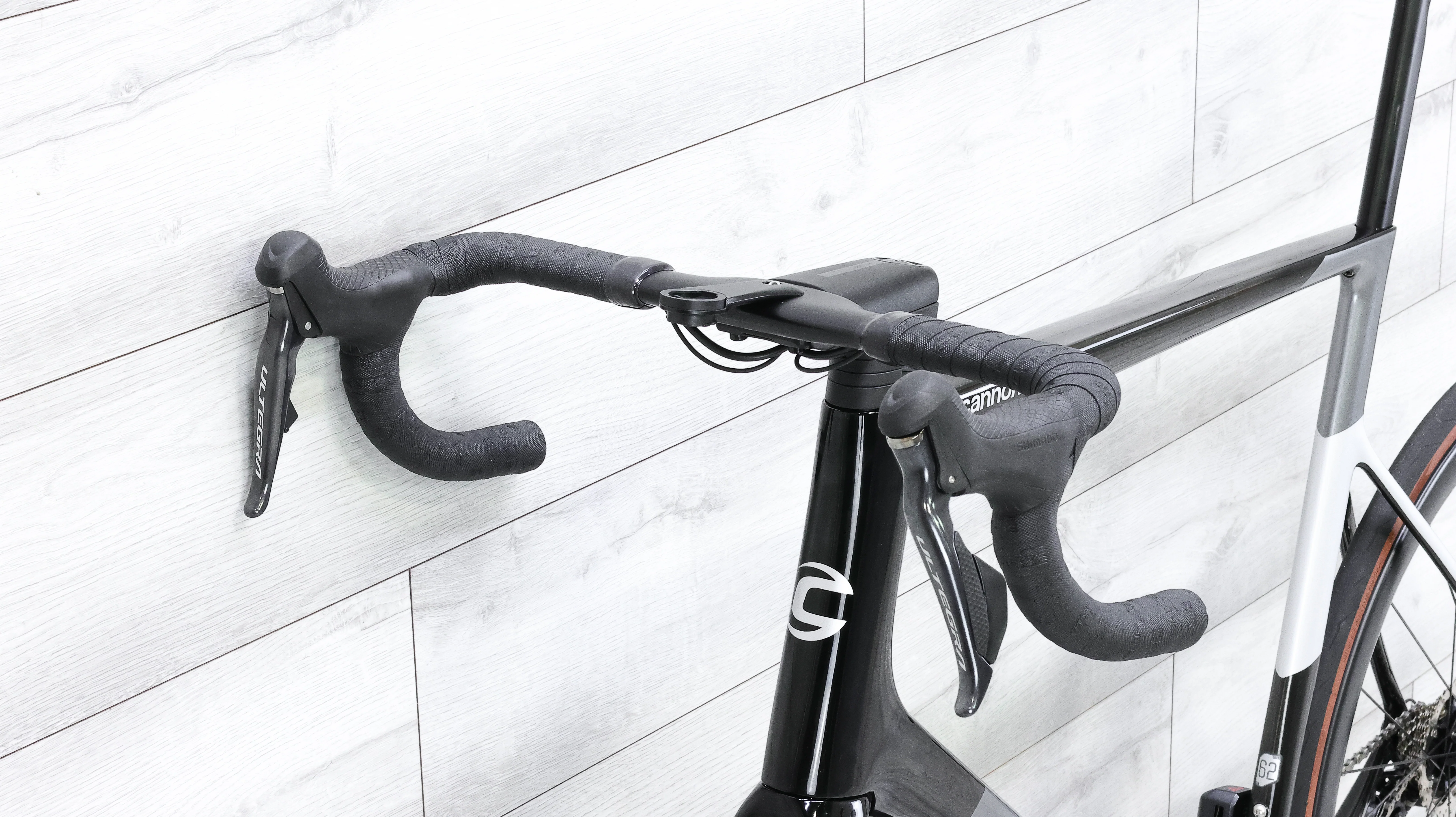 Cannondale SuperSix EVO Hi-MOD Disc Ultegra Di2 Road Bike - 2020, 62cm - Image 11