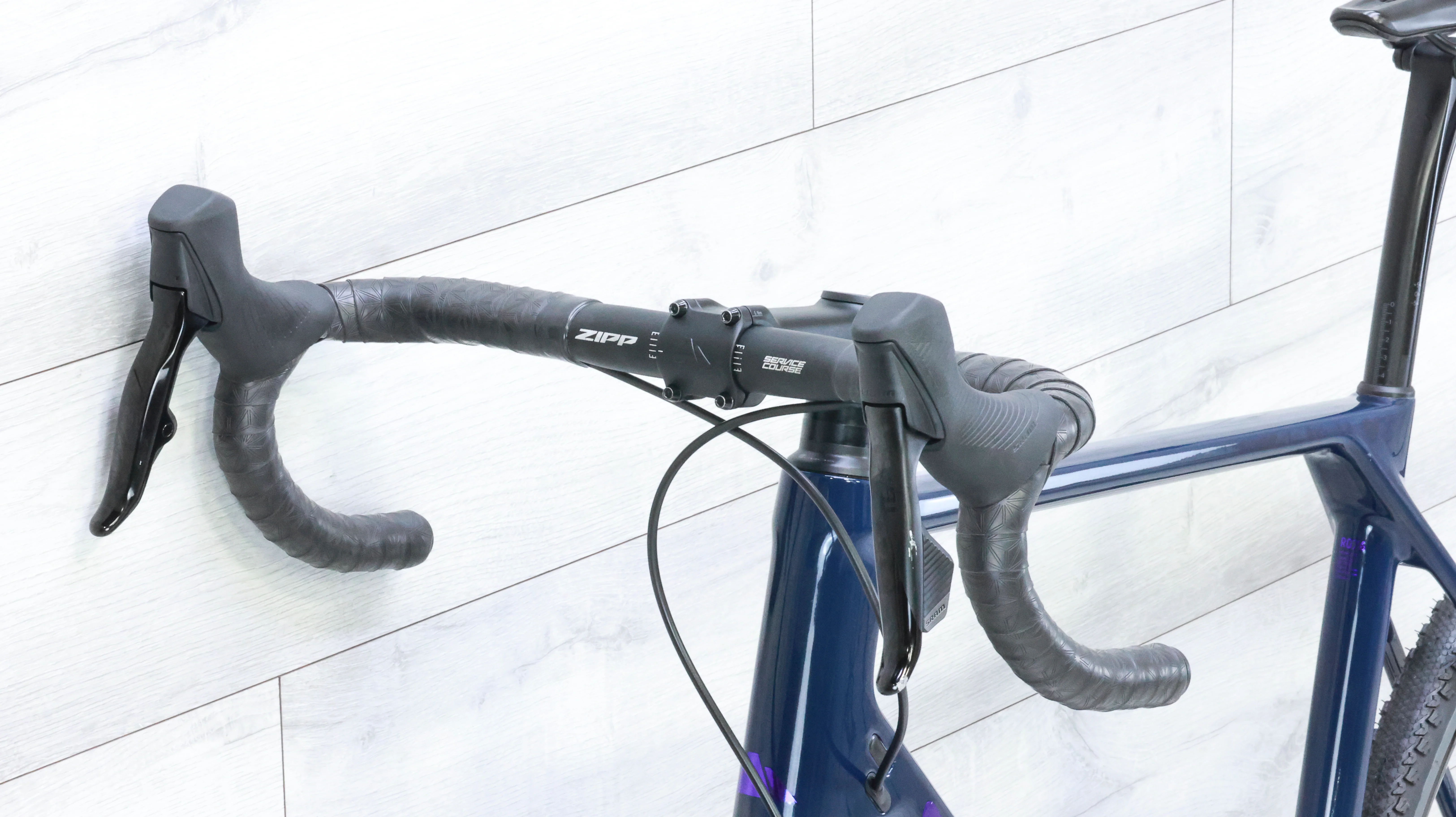 Canyon Endurace CF 7 AXS Road Bike - 2023, Large - Image 11