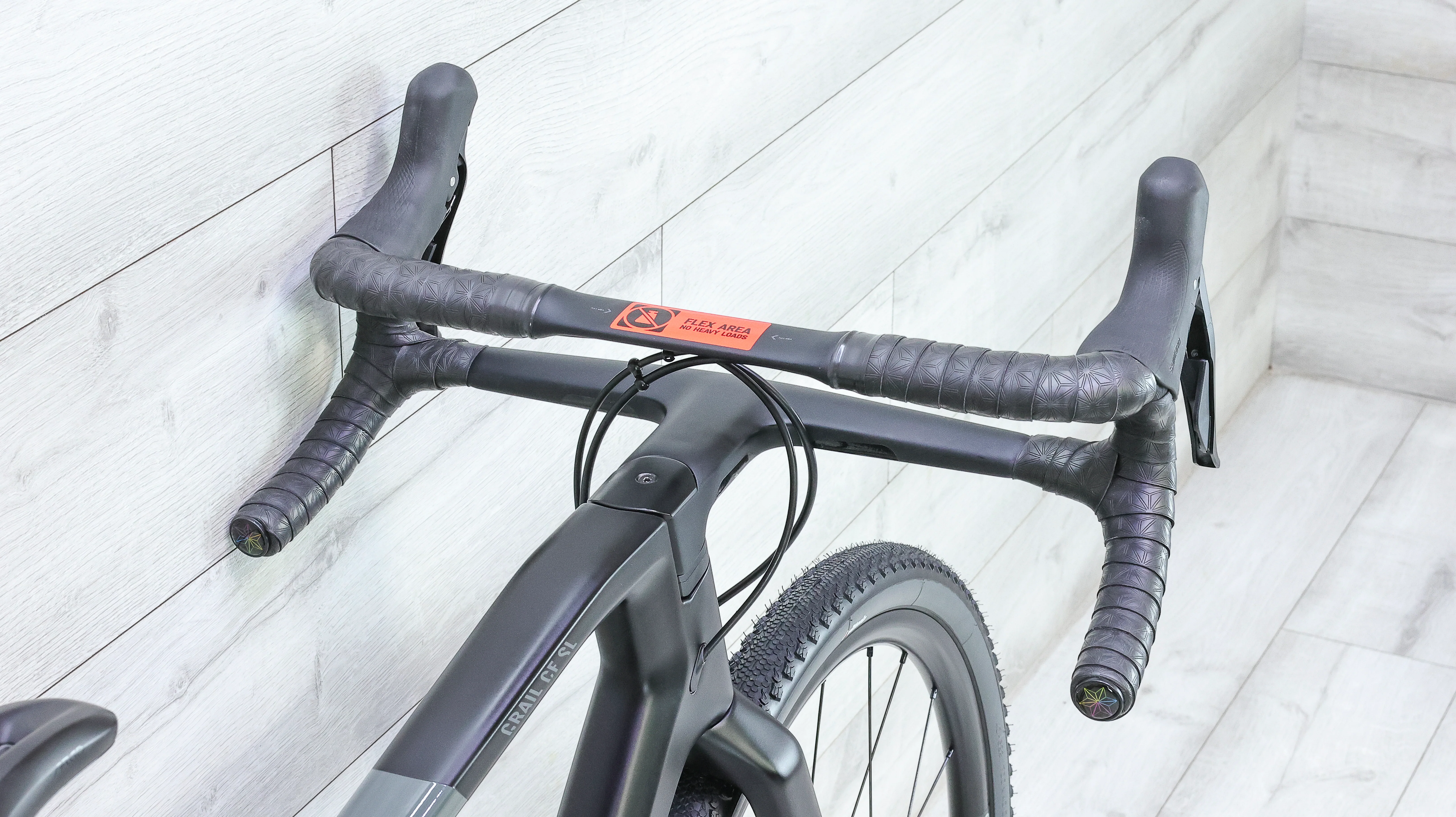 Canyon Grail CF SL 7 Gravel Bike - 2023, Medium - Image 8
