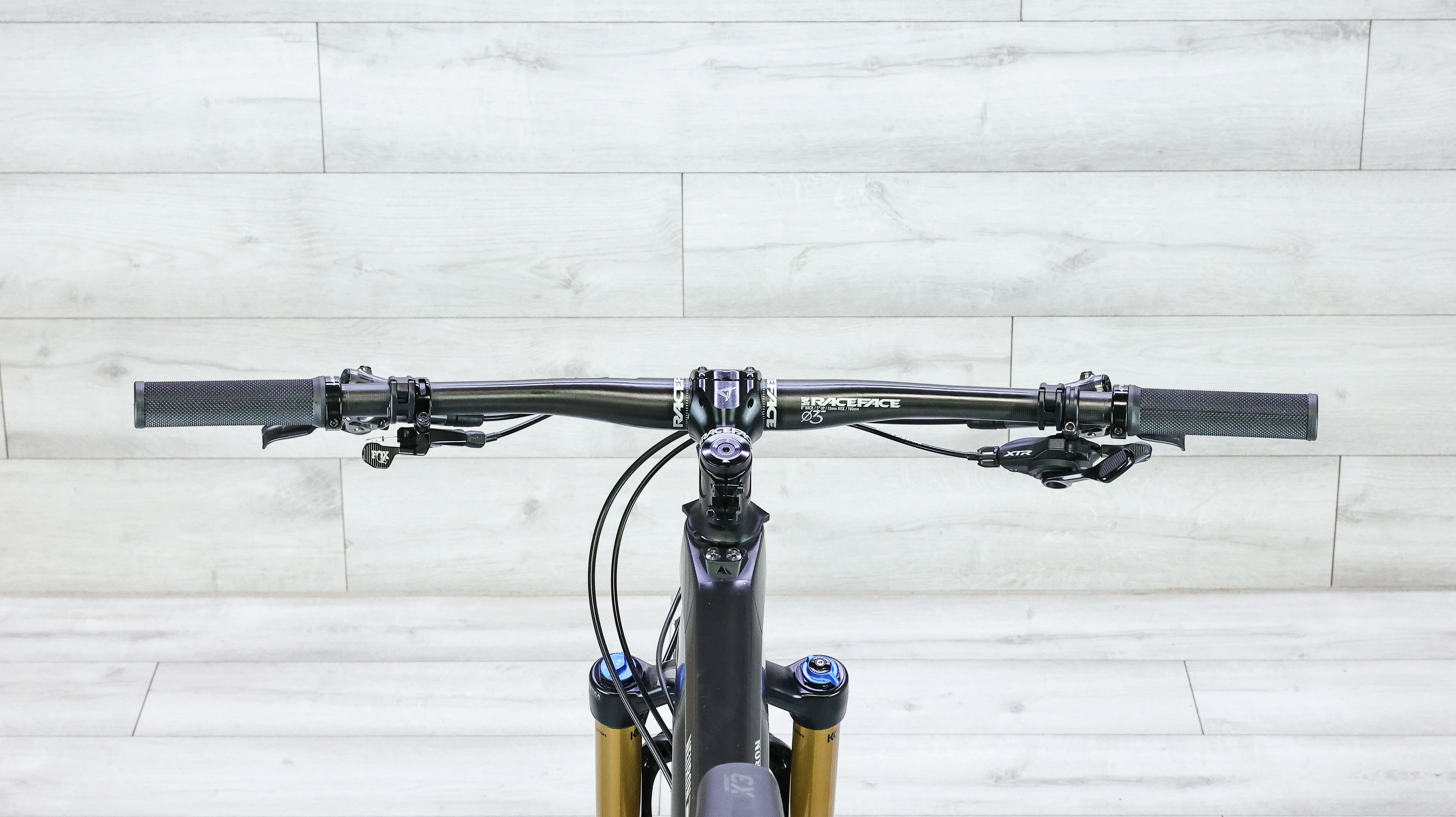 Canyon Neuron CF SLX 9 Mountain Bike - 2021, X-Large - Image 13
