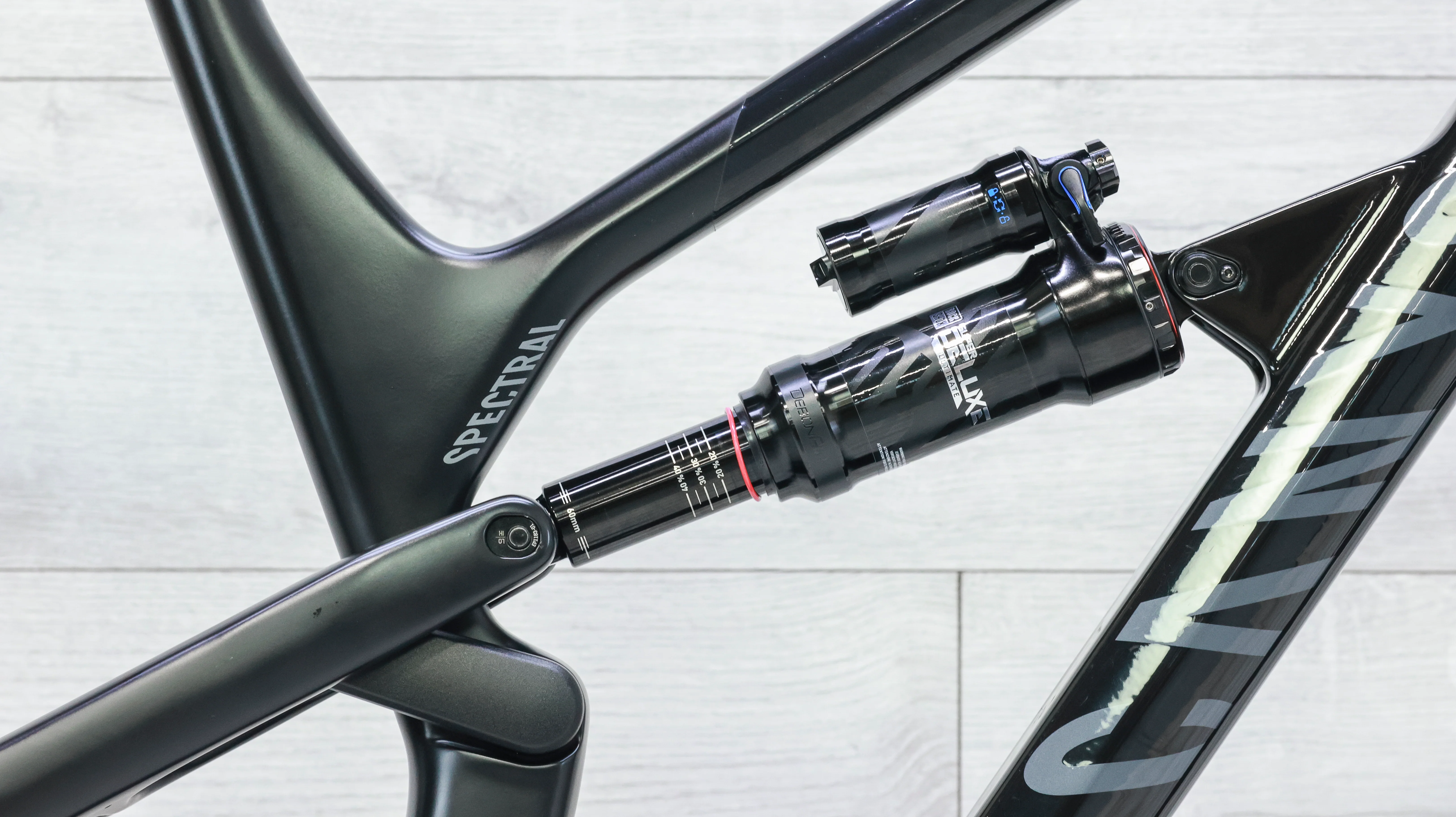 Canyon Spectral 27.5 CF 9 Mountain Bike - 2023, Large - Image 10