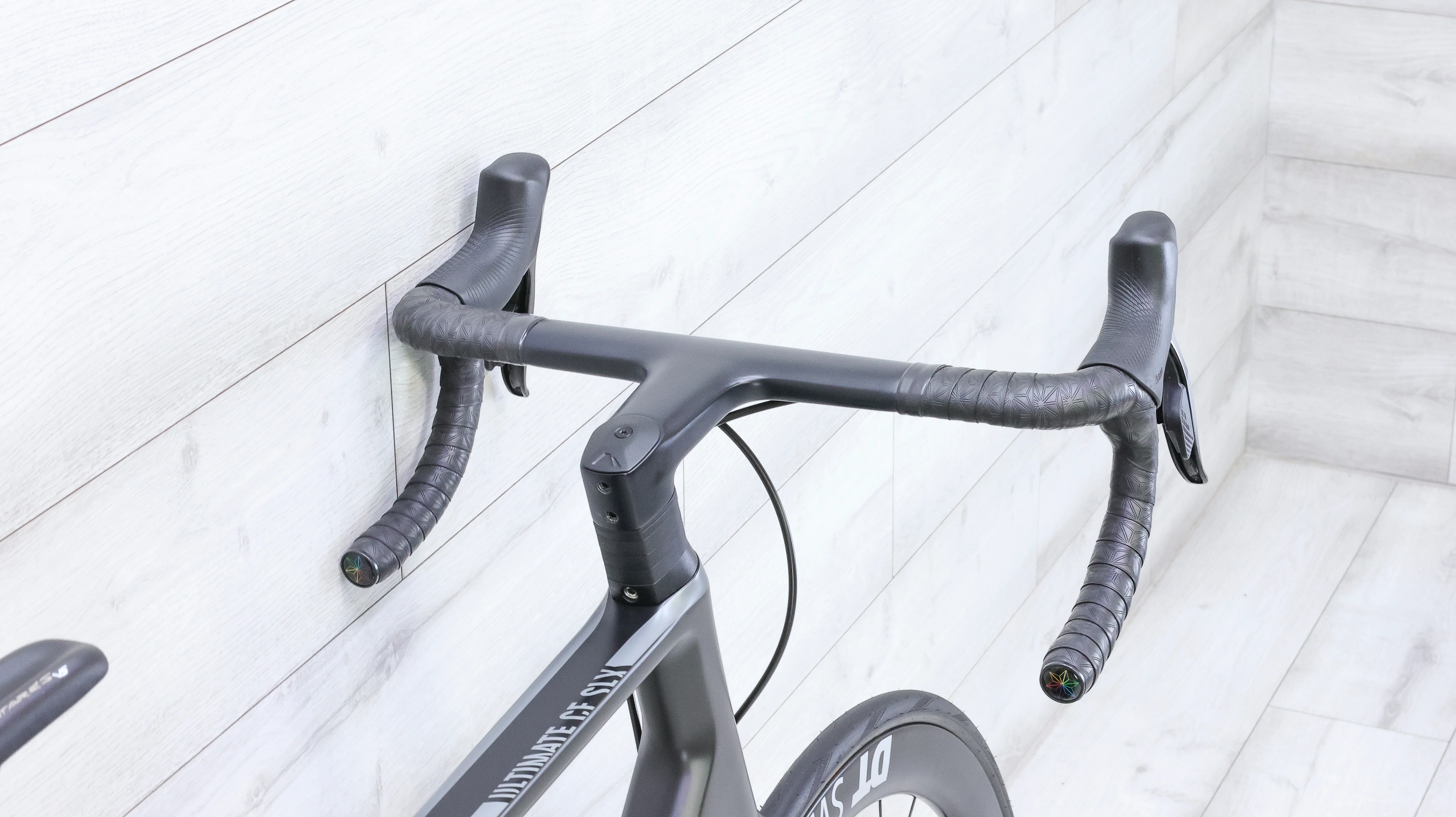 Canyon Ultimate CF SLX Disc 8.0 AXS Road Bike - 2020, X-Large - Image 8